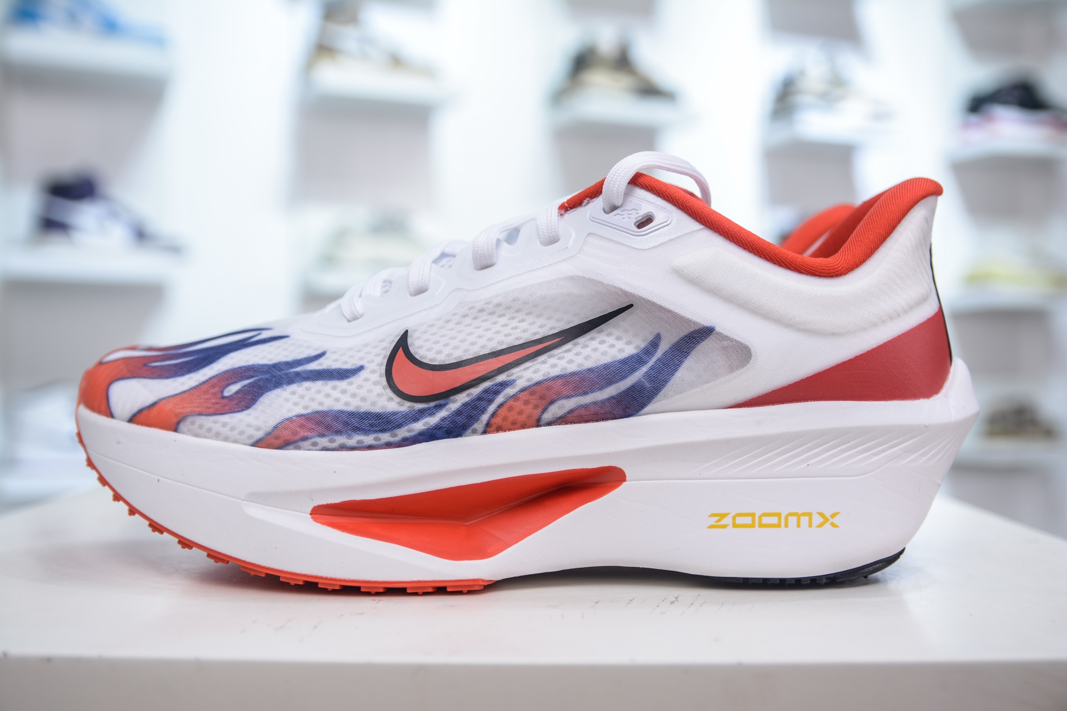Nike Zoom Fly 6 Lightweight Running Shoes - Flyknit Low Top Sneakers 2 i1750773999863 612 0 0