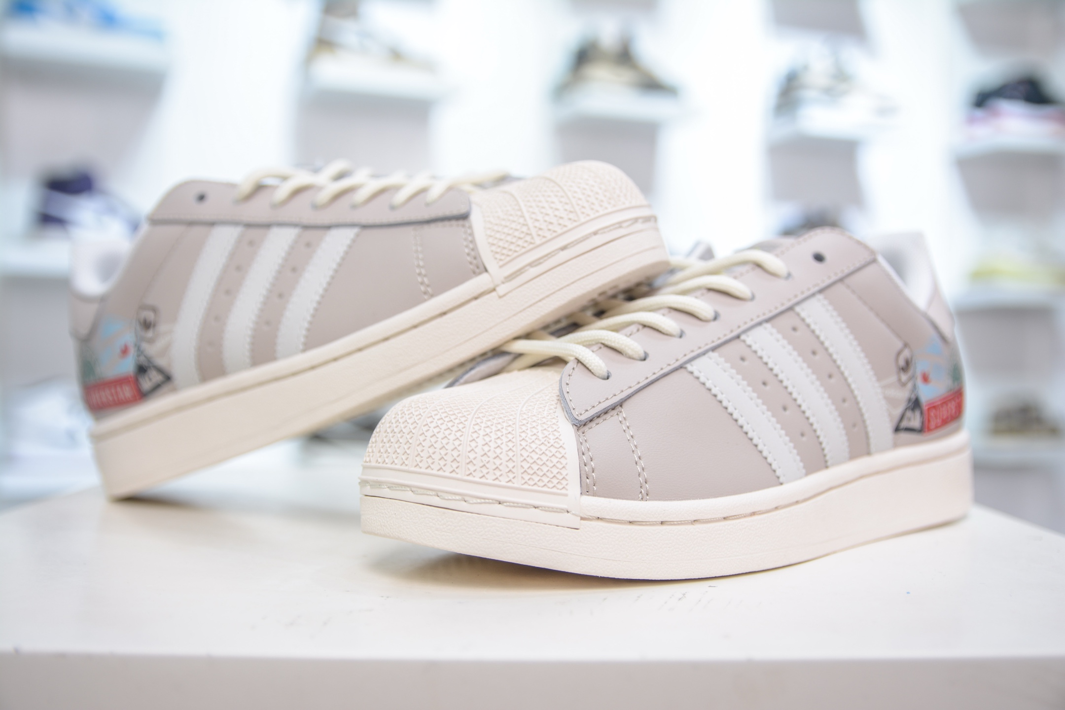 Adidas Originals Superstar 2025 Edition - Classic Shell Toe, Premium Leather 4 i1750774220428 1194 0 3