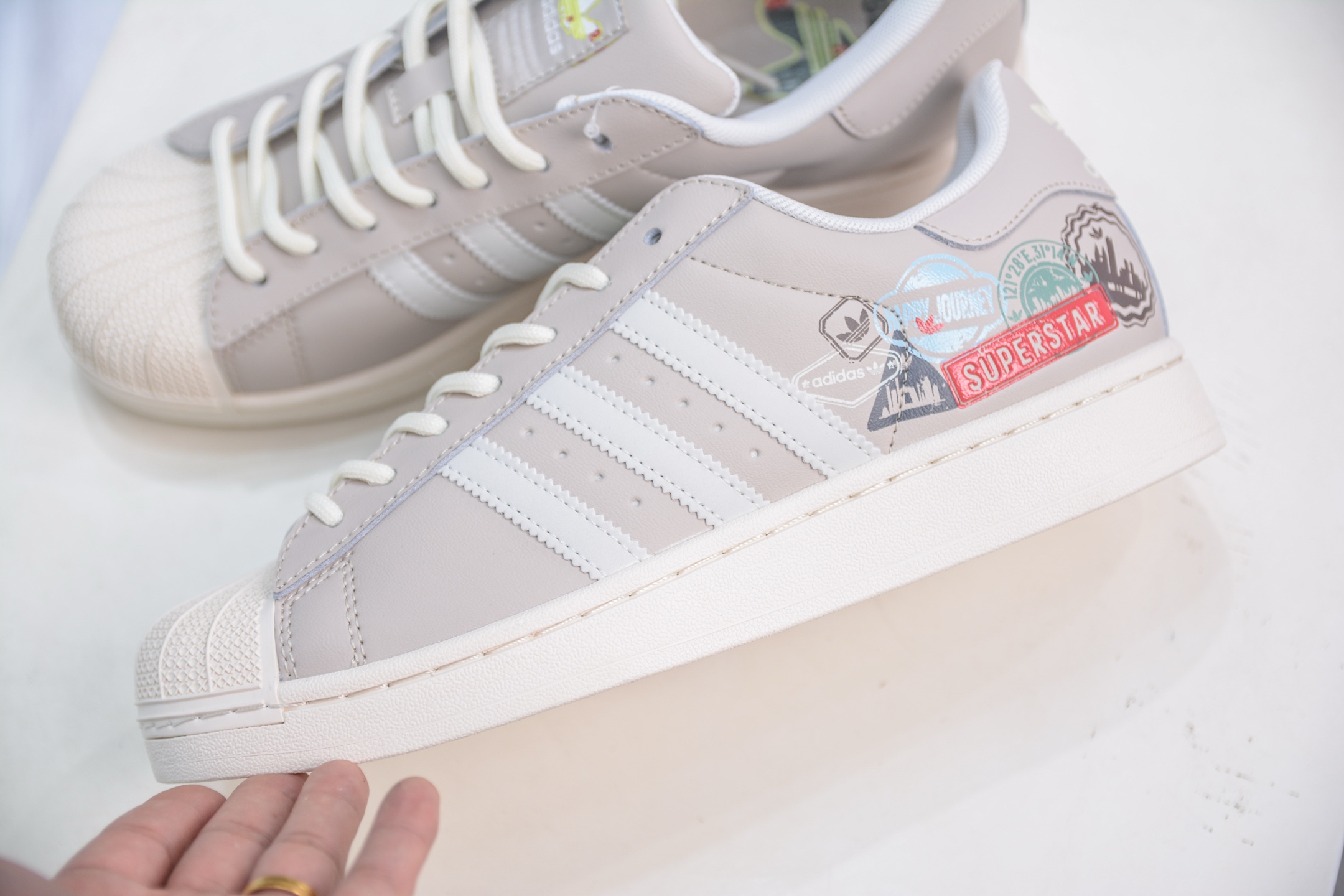 Adidas Originals Superstar 2025 Edition - Classic Shell Toe, Premium Leather 7 i1750774220435 720 0 6