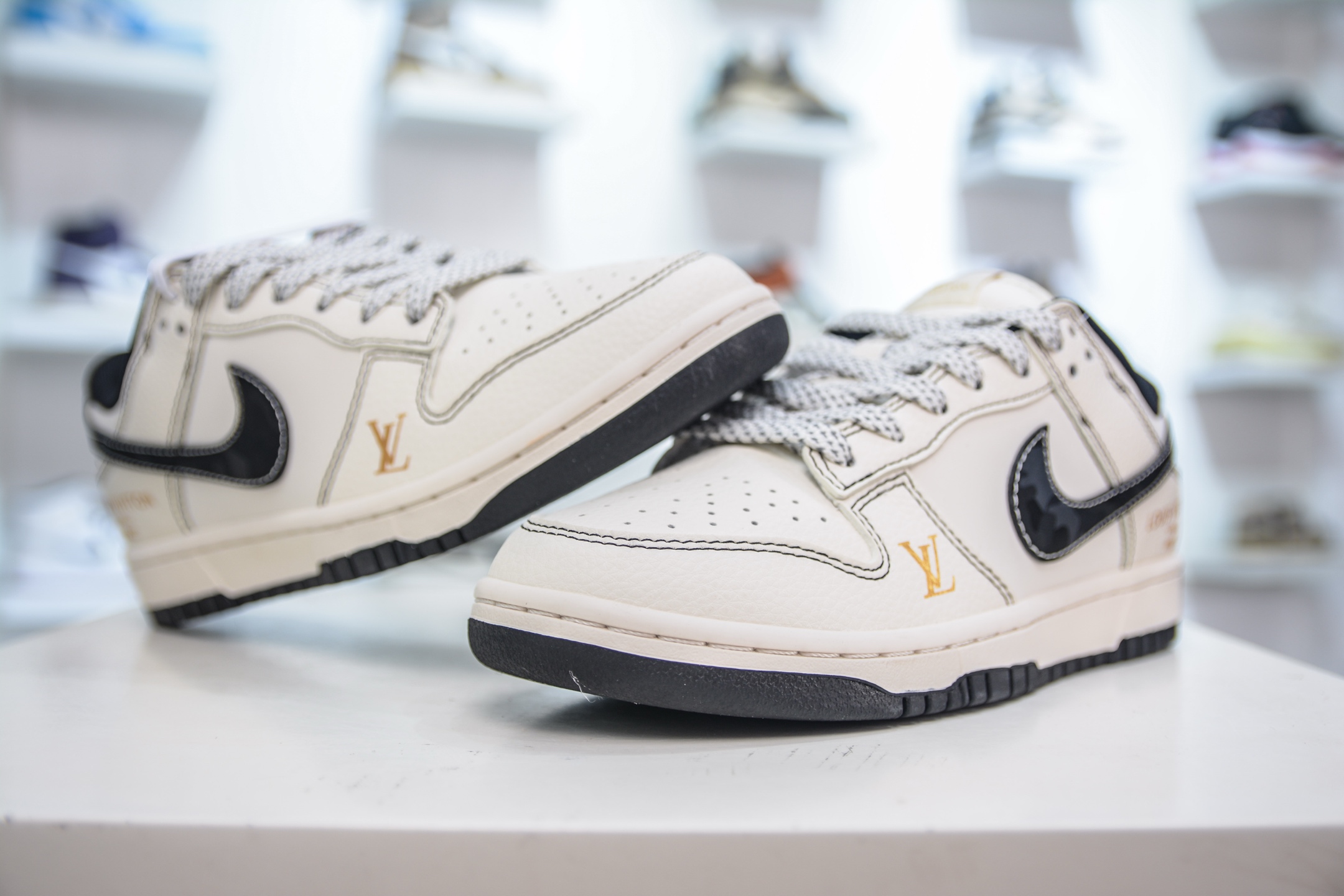 Nike Air Jordan x Louis Vuitton White Black Gold Sneakers Custom Shoes 4 i1750774319136 3753 0 3
