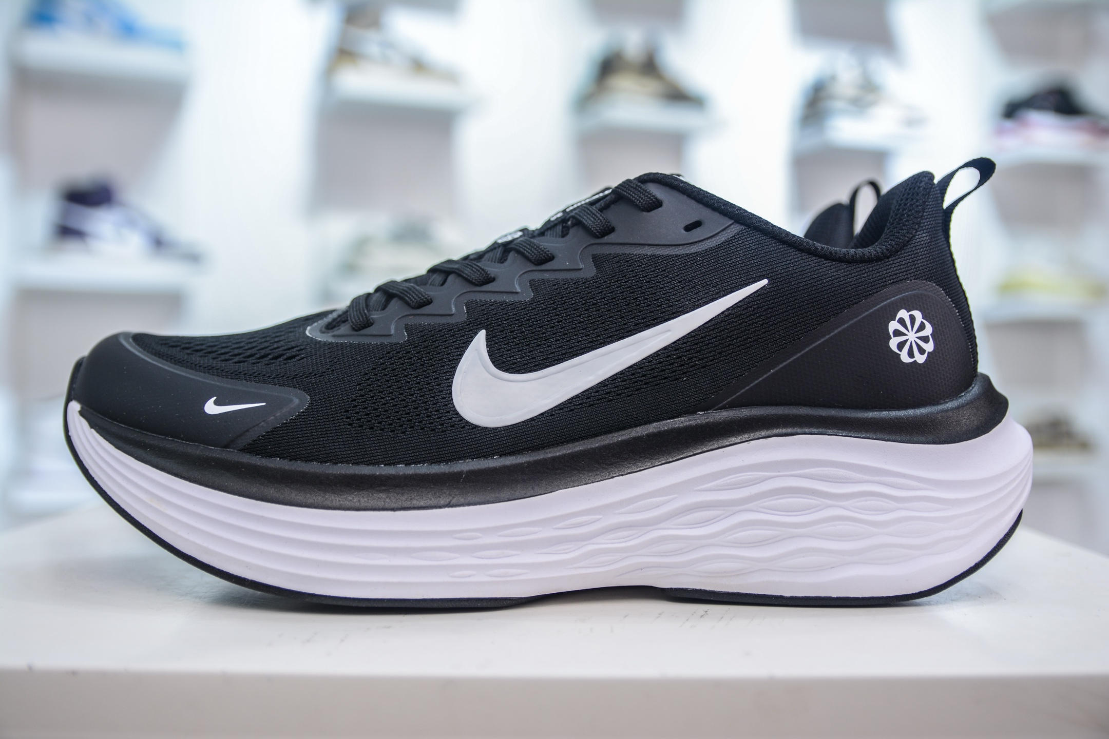Nike Air Structure 26 Running Shoes - Zoom Technology - DX5810 001 2 i1750774379755 7648 0 0