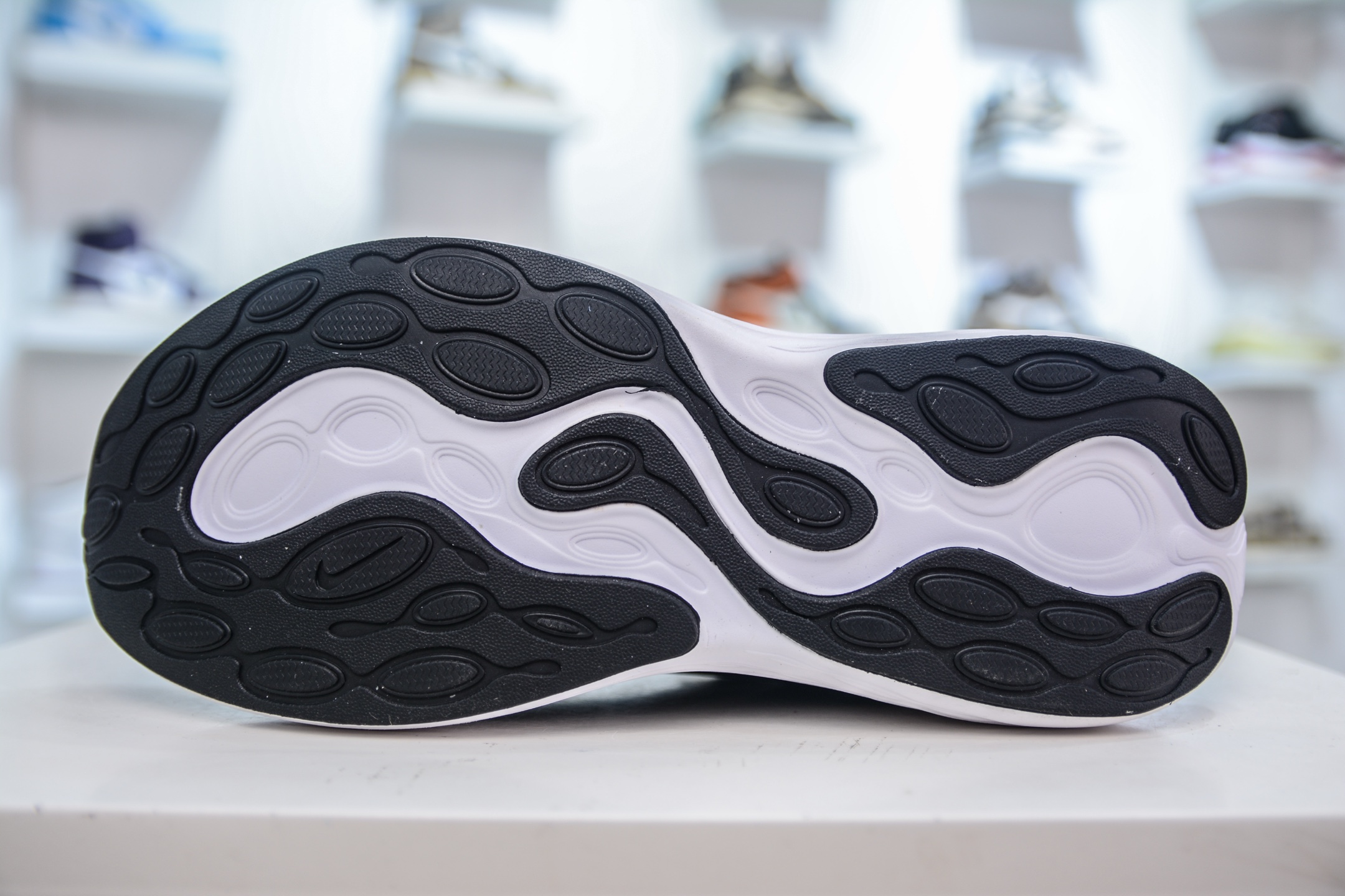 Nike Air Structure 26 Running Shoes - Zoom Technology - DX5810 001 6 i1750774383025 1403 0 4