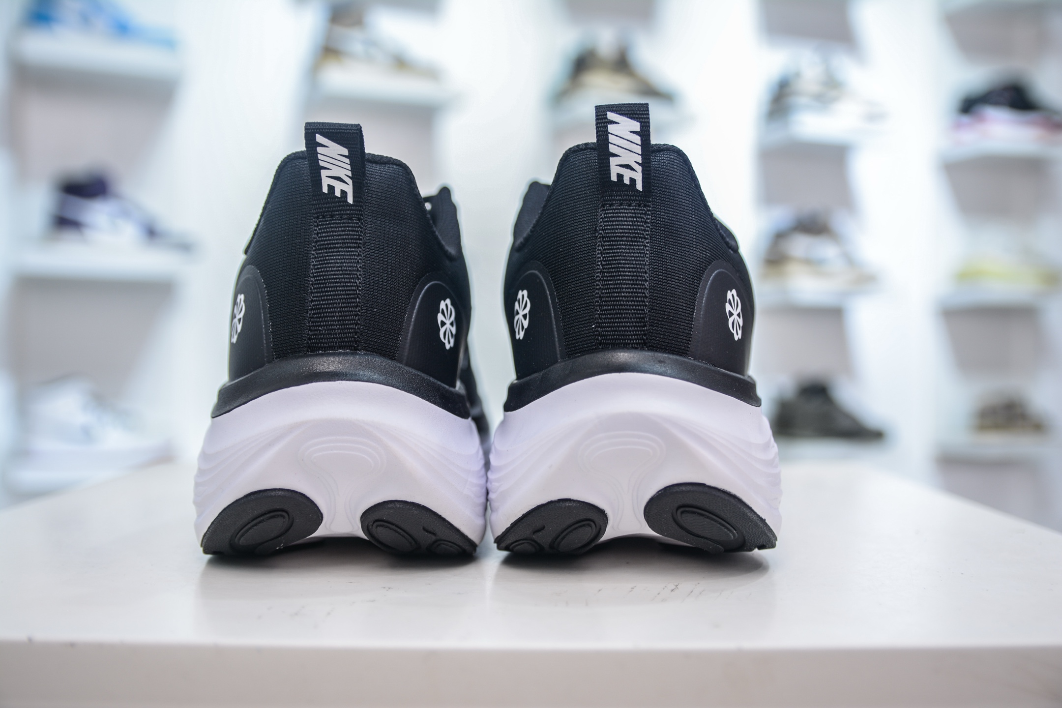 Nike Air Structure 26 Running Shoes - Zoom Technology - DX5810 001 3 i1750774383066 2016 0 1