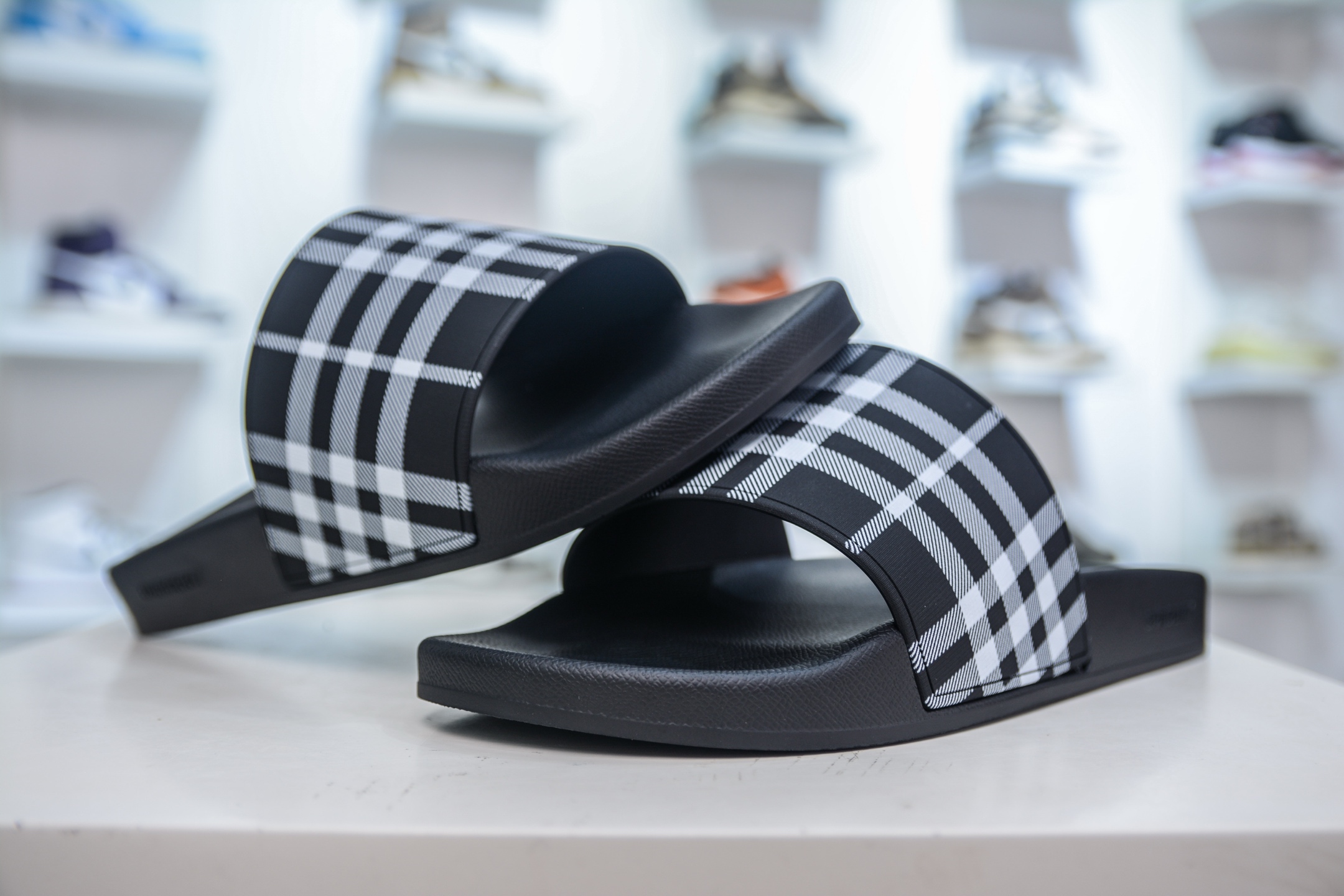Burberry Vintage Check Slides | Summer Classic Plaid Sandals for Men & Women 4 i1750774619782 1730 0 3