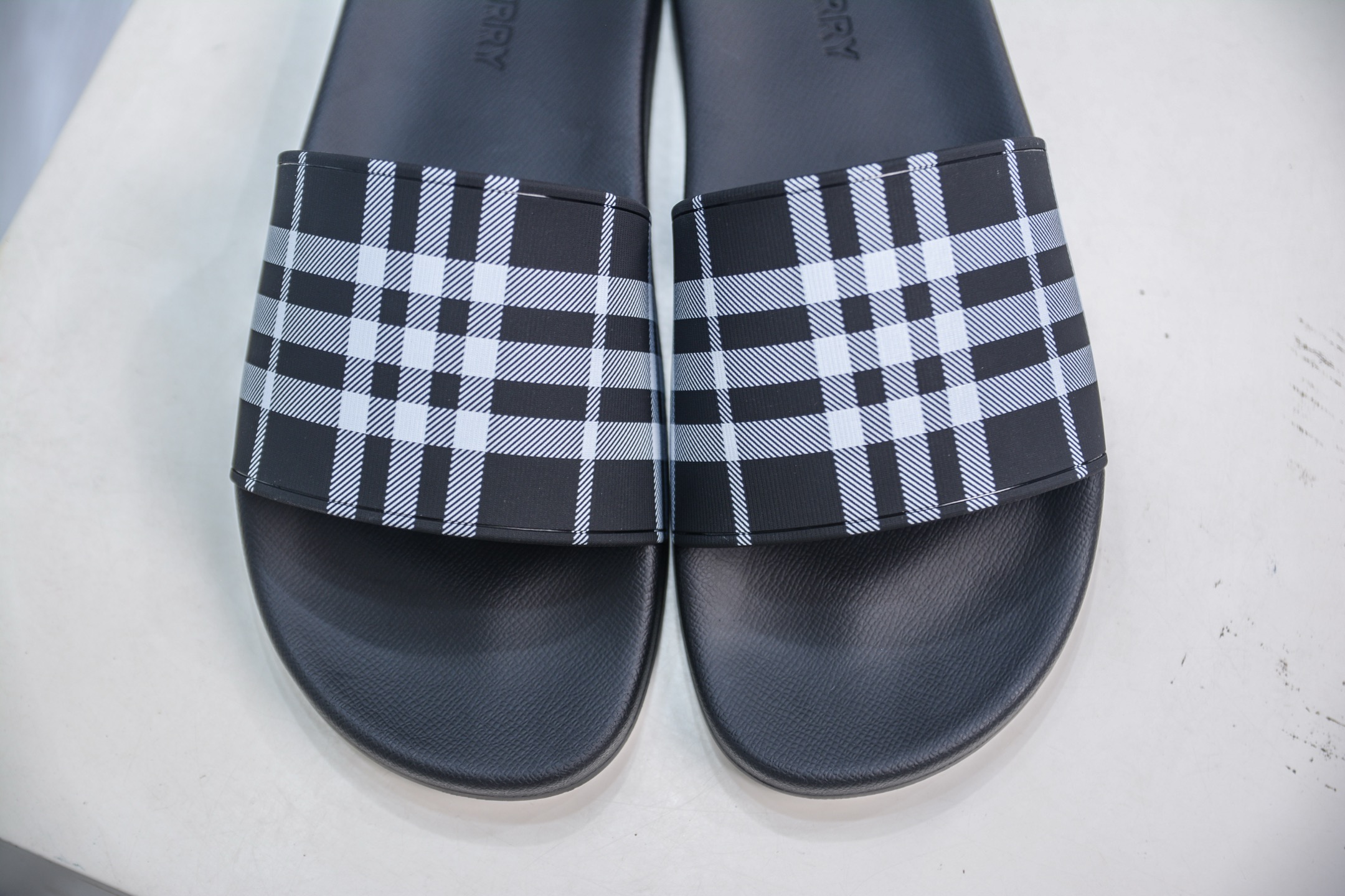 Burberry Vintage Check Slides | Summer Classic Plaid Sandals for Men & Women 9 i1750774620981 1953 0 8