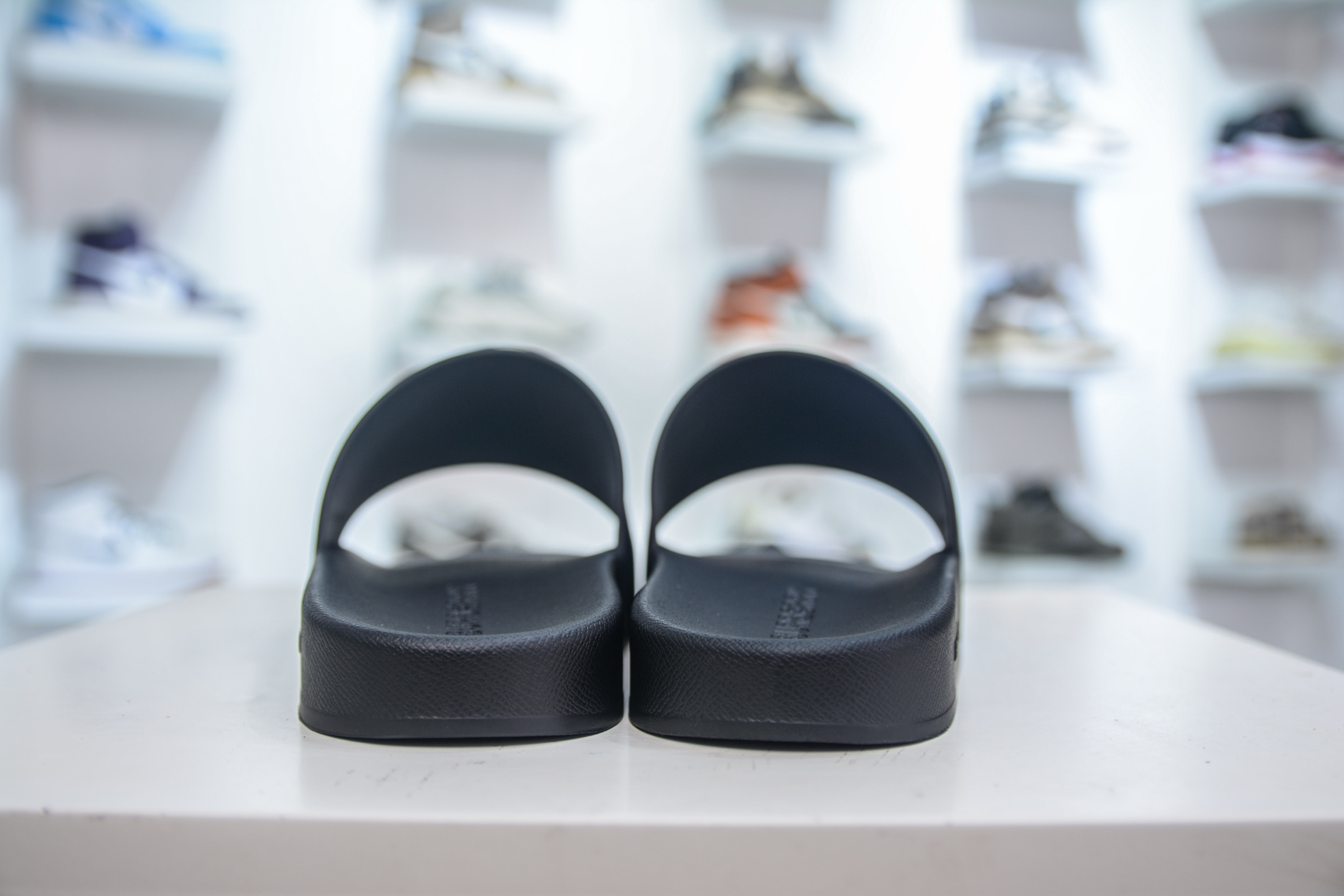 Burberry Vintage Check Slides: Summer Comfort with Classic Style 2 i1750774676142 1460 0 1