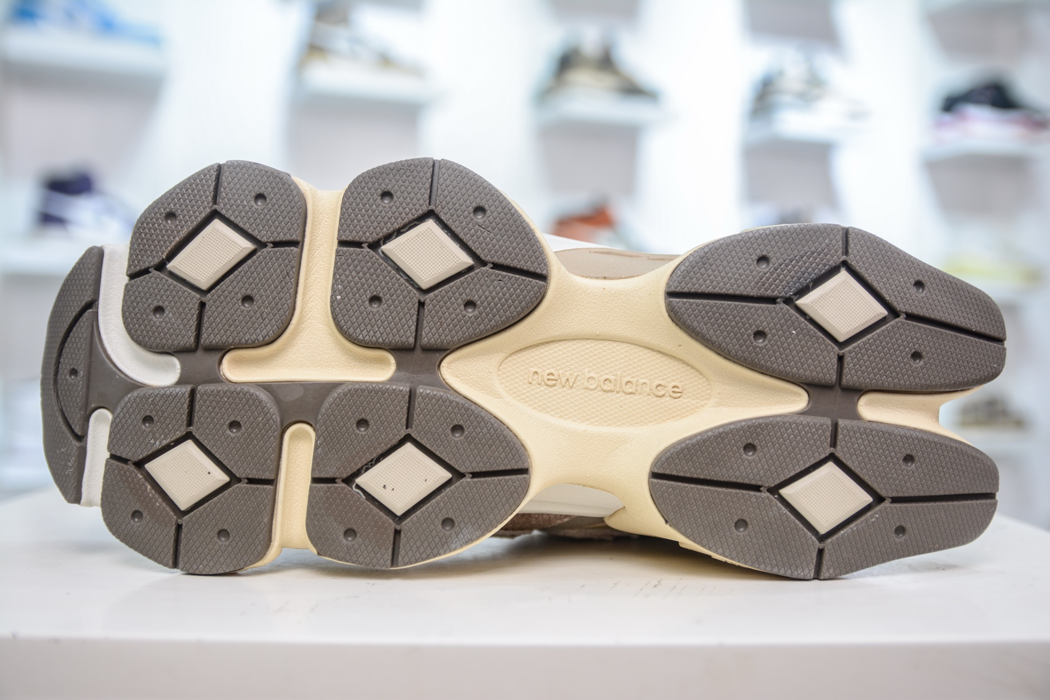 220 T版纯原 新百伦 Joe Freshgoods x New Balance NB9060 U9060BLC-Chinese UA Cheap High Quatity Brand Clothes Bags handbags Sneakers wholesale wholesaler seller from China Factory suppliers Fashion Clothing Shoes best Quality Beautiful Price 220 T版纯原 新百伦 Joe Freshgoods x New Balance NB9060 U9060BLC