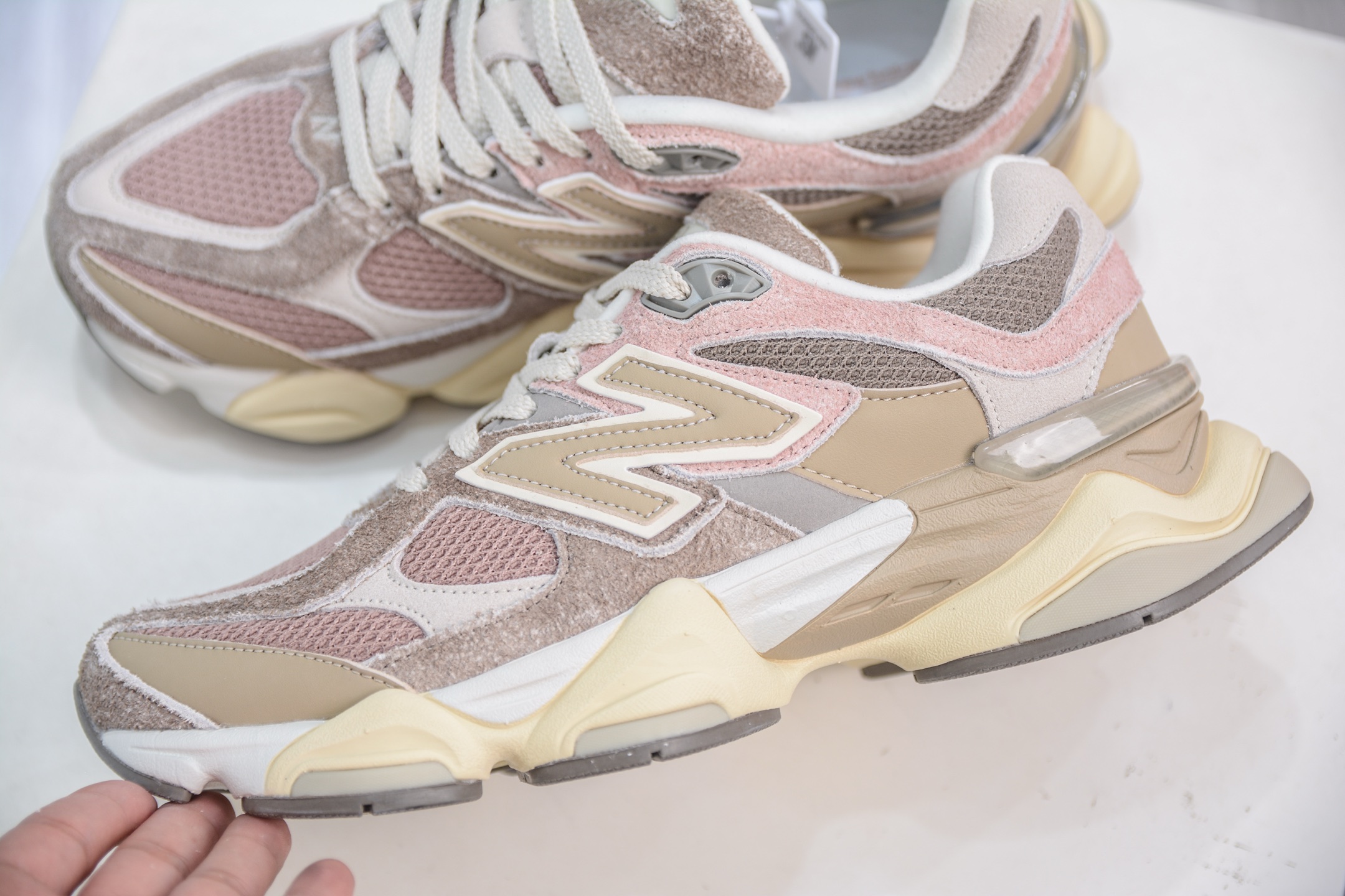 220 T版纯原 新百伦 Joe Freshgoods x New Balance NB9060 U9060BLC-Chinese UA Cheap High Quatity Brand Clothes Bags handbags Sneakers wholesale wholesaler seller from China Factory suppliers Fashion Clothing Shoes best Quality Beautiful Price 220 T版纯原 新百伦 Joe Freshgoods x New Balance NB9060 U9060BLC