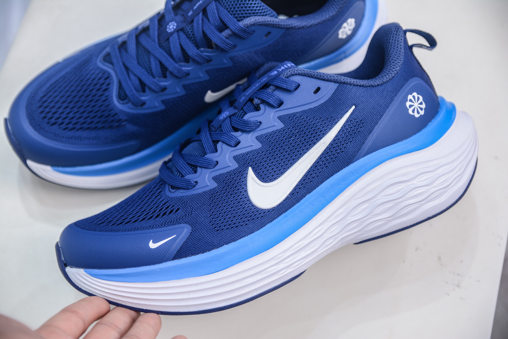Nike Air Structure 26 Running Shoes | Zoom Cushioning | Style DX5810-005 8 i1750858968696 5947 0 6