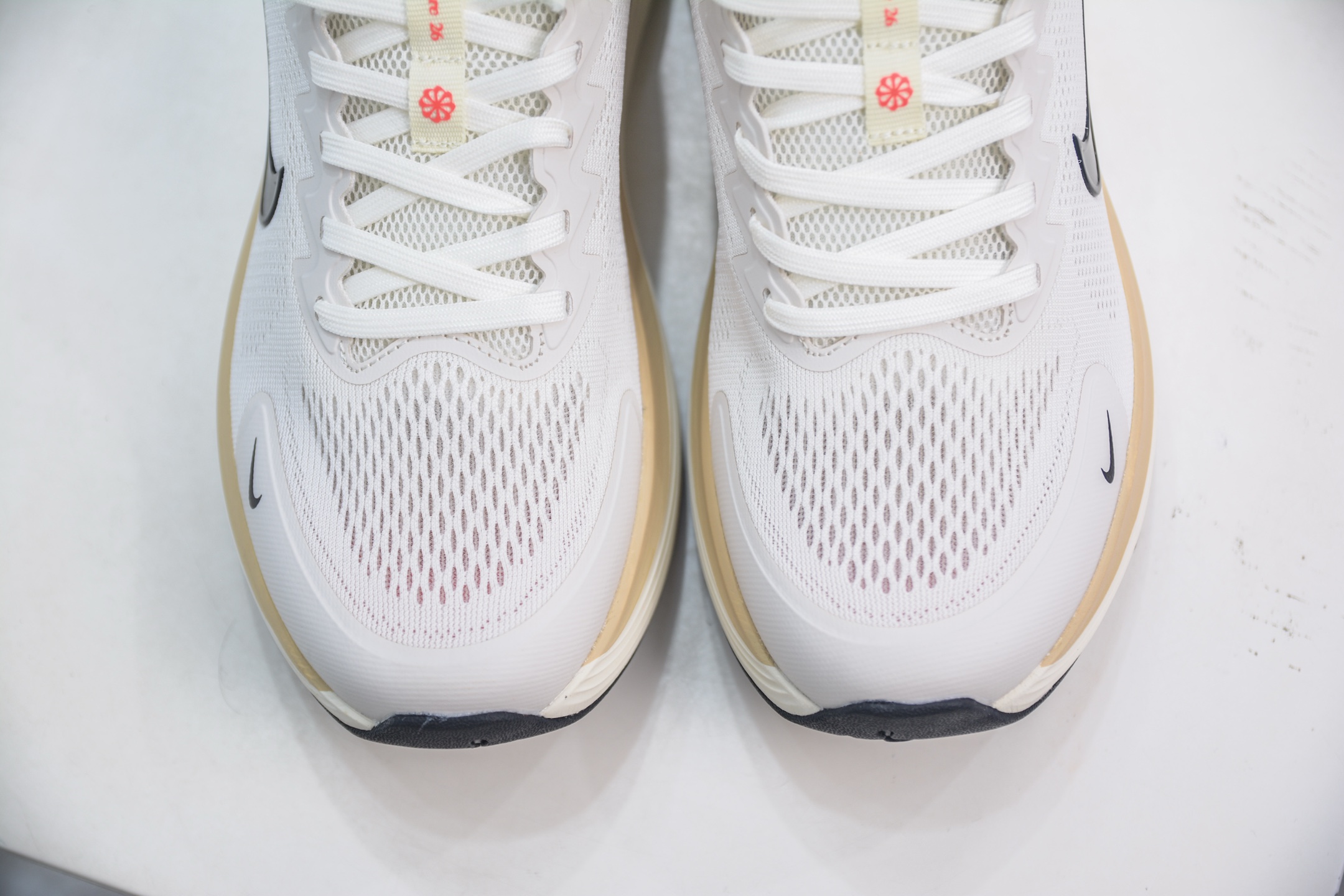 Nike Air Structure 26 Running Shoes - Zoom Technology - Style DX5810-006 10 i1750859032116 7148 0 8