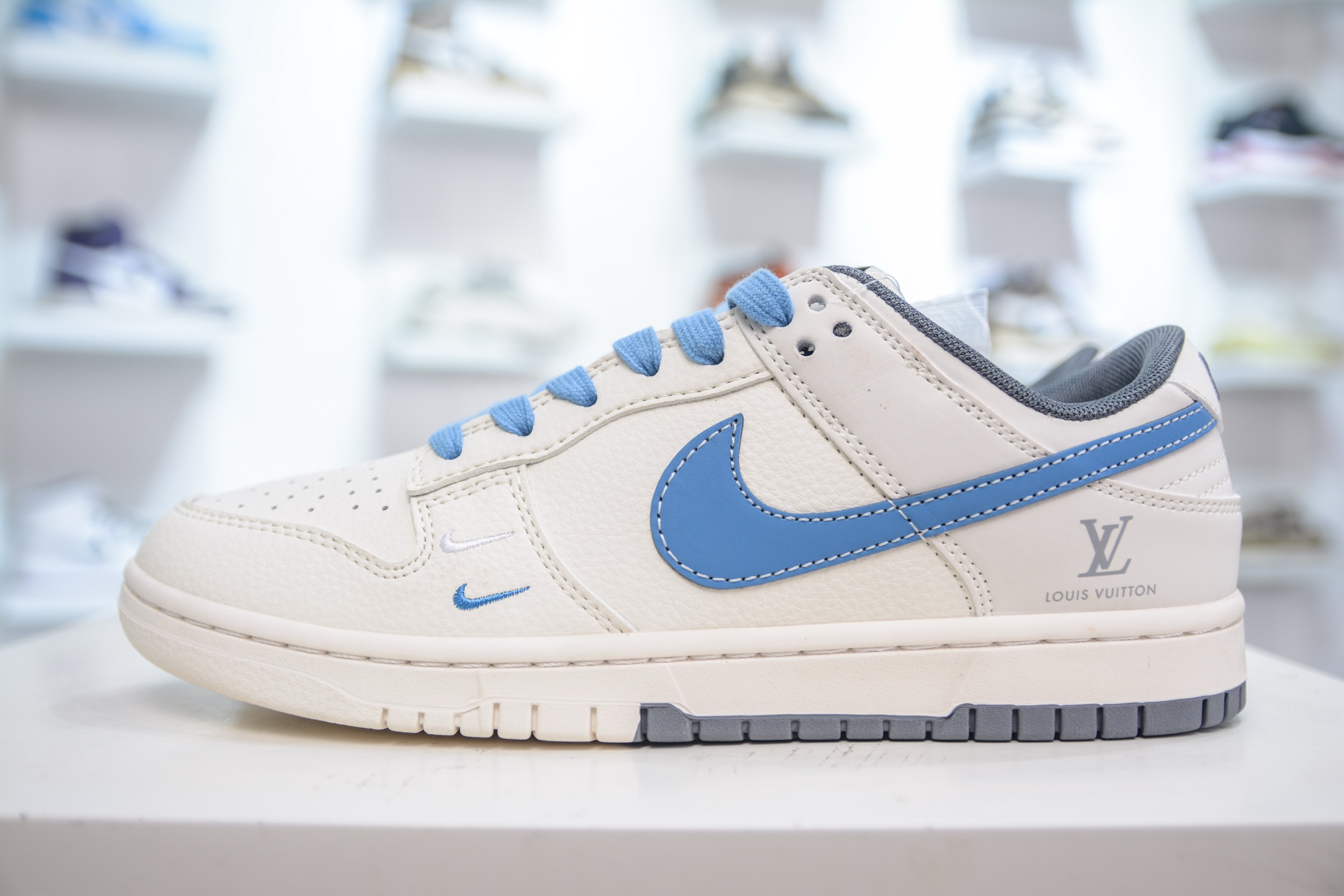 Nike SB Dunk Low x Louis Vuitton: Cream/Blue Designer Sneakers 2 i1750860578206 5151 0 0
