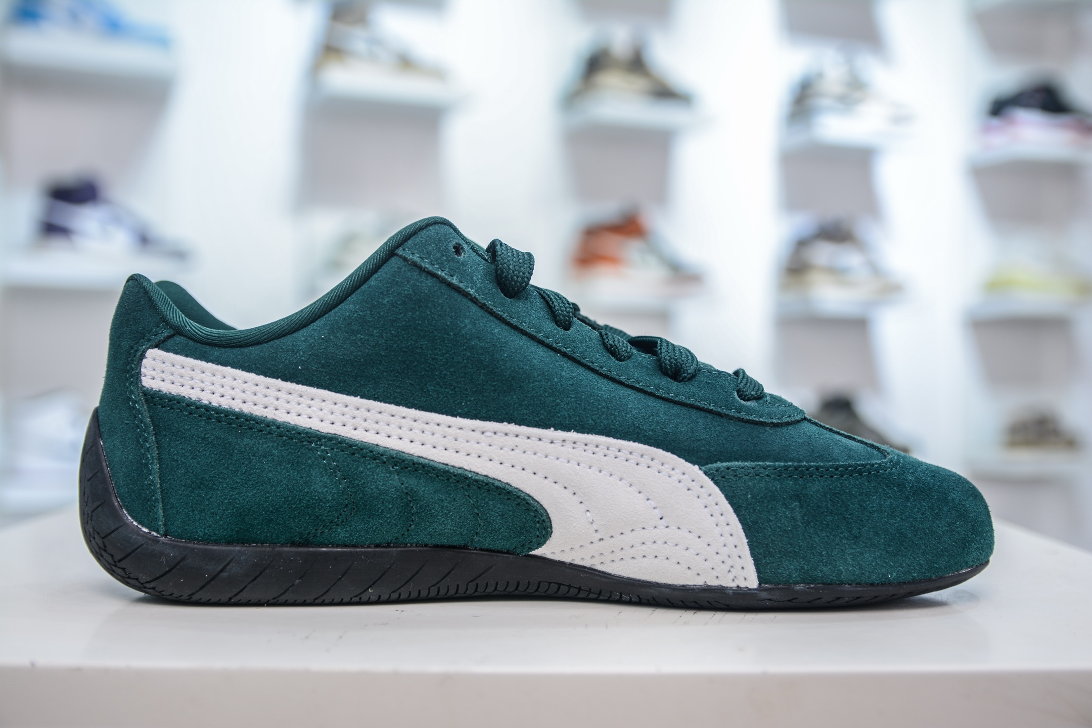 PUMA Speedcat OG Sneakers - Comfortable, Lightweight, and Stylish for Everyday Wear 3 i1750861384596 5977 0 2
