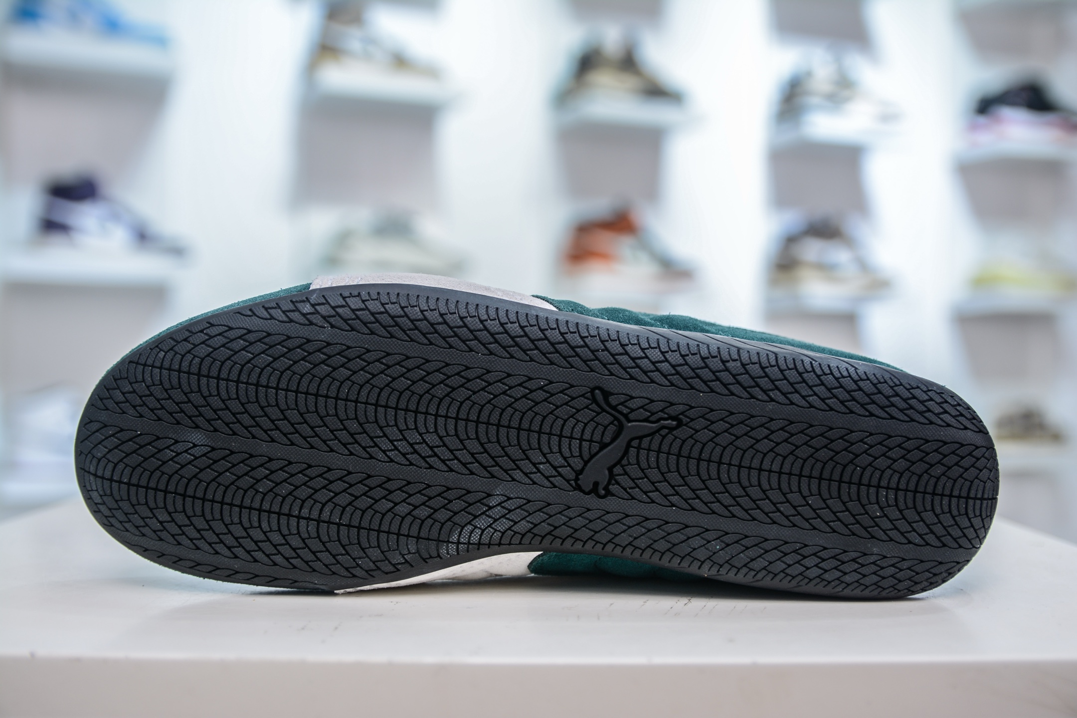 PUMA Speedcat OG Sneakers - Comfortable, Lightweight, and Stylish for Everyday Wear 5 i1750861384642 3395 0 4