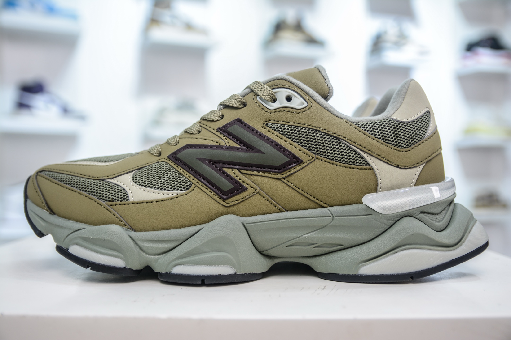 🧧
New Balance NB9060 U9060ZGD QC 36-45