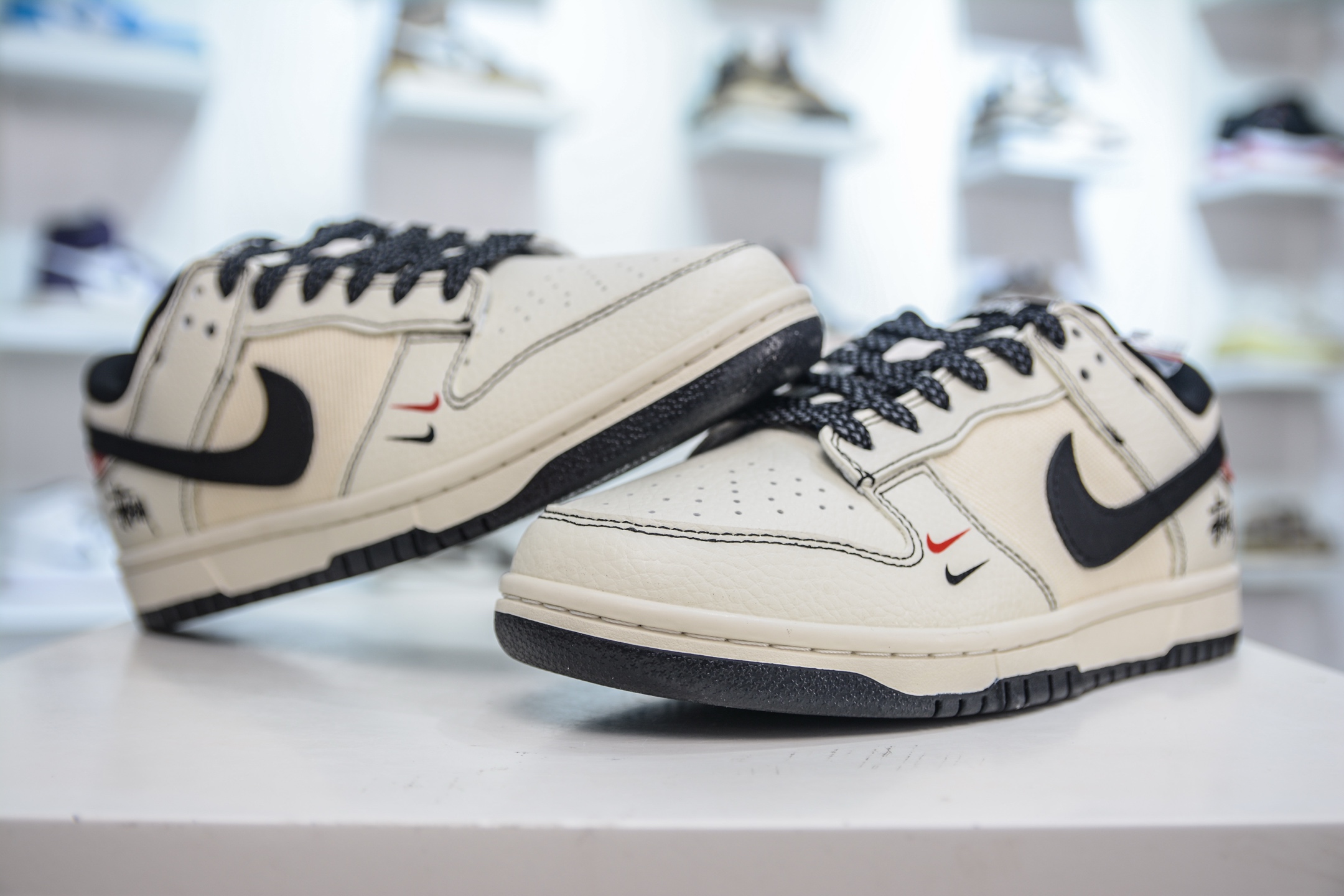 280 Nike SB Dunk Low x Stussy 斯图西联名-黑白织布 SC9207-425-Chinese UA Cheap High Quatity Brand Clothes Bags handbags Sneakers wholesale wholesaler seller from China Factory suppliers Fashion Clothing Shoes best Quality Beautiful Price 280 Nike SB Dunk Low x Stussy 斯图西联名-黑白织布 SC9207-425