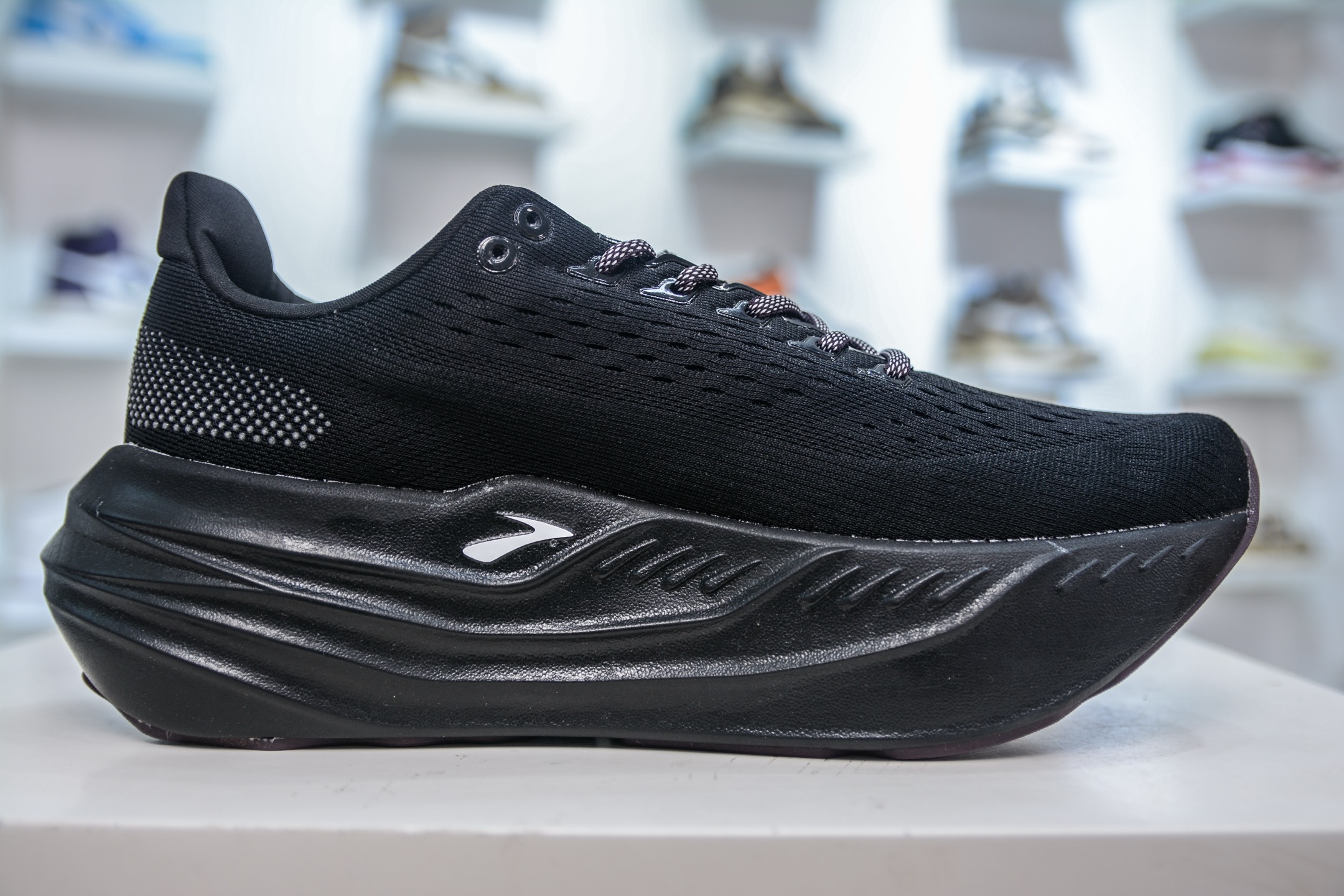 180 Brooks布鲁克斯 Glycerin max 舒适简约防滑耐磨低帮跑步鞋 烈风2系列低帮透气缓震支撑休闲运动慢跑鞋 1204361B-067-Chinese UA Cheap High Quatity Brand Clothes Bags handbags Sneakers wholesale wholesaler seller from China Factory suppliers Fashion Clothing Shoes best Quality Beautiful Price 180 Brooks布鲁克斯 Glycerin max 舒适简约防滑耐磨低帮跑步鞋 烈风2系列低帮透气缓震支撑休闲运动慢跑鞋 1204361B-067