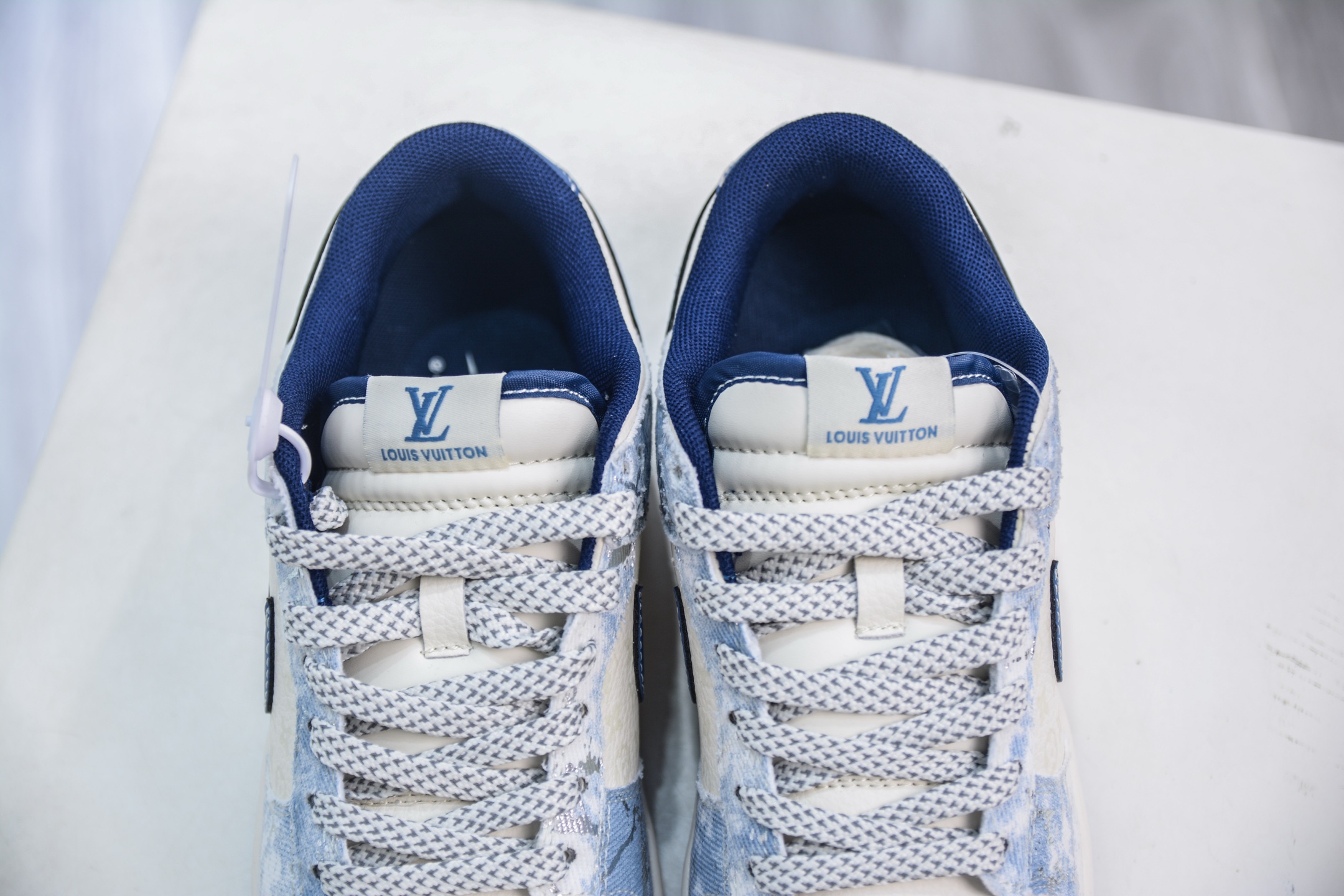 280 Nike SB Dunk Low x Louis Vuitton LV联名-牛仔夜幕蓝 JP1628-019-Chinese UA Cheap High Quatity Brand Clothes Bags handbags Sneakers wholesale wholesaler seller from China Factory suppliers Fashion Clothing Shoes best Quality Beautiful Price 280 Nike SB Dunk Low x Louis Vuitton LV联名-牛仔夜幕蓝 JP1628-019