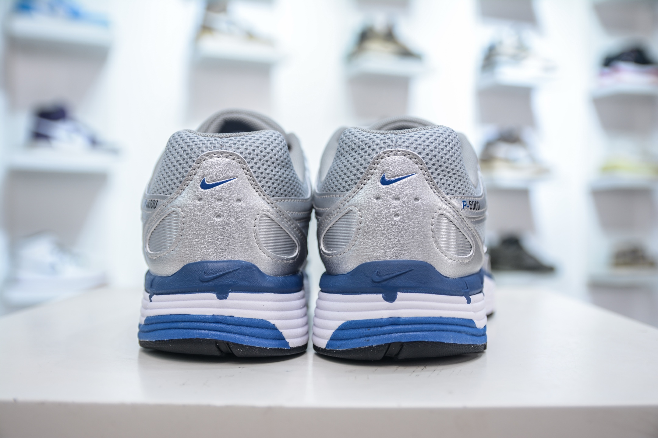 180 X版纯原 NK P-6000 系列低帮复古老爹风休闲运动舒适慢跑鞋 BV1021-001-Chinese UA Cheap High Quatity Brand Clothes Bags handbags Sneakers wholesale wholesaler seller from China Factory suppliers Fashion Clothing Shoes best Quality Beautiful Price 180 X版纯原 NK P-6000 系列低帮复古老爹风休闲运动舒适慢跑鞋 BV1021-001