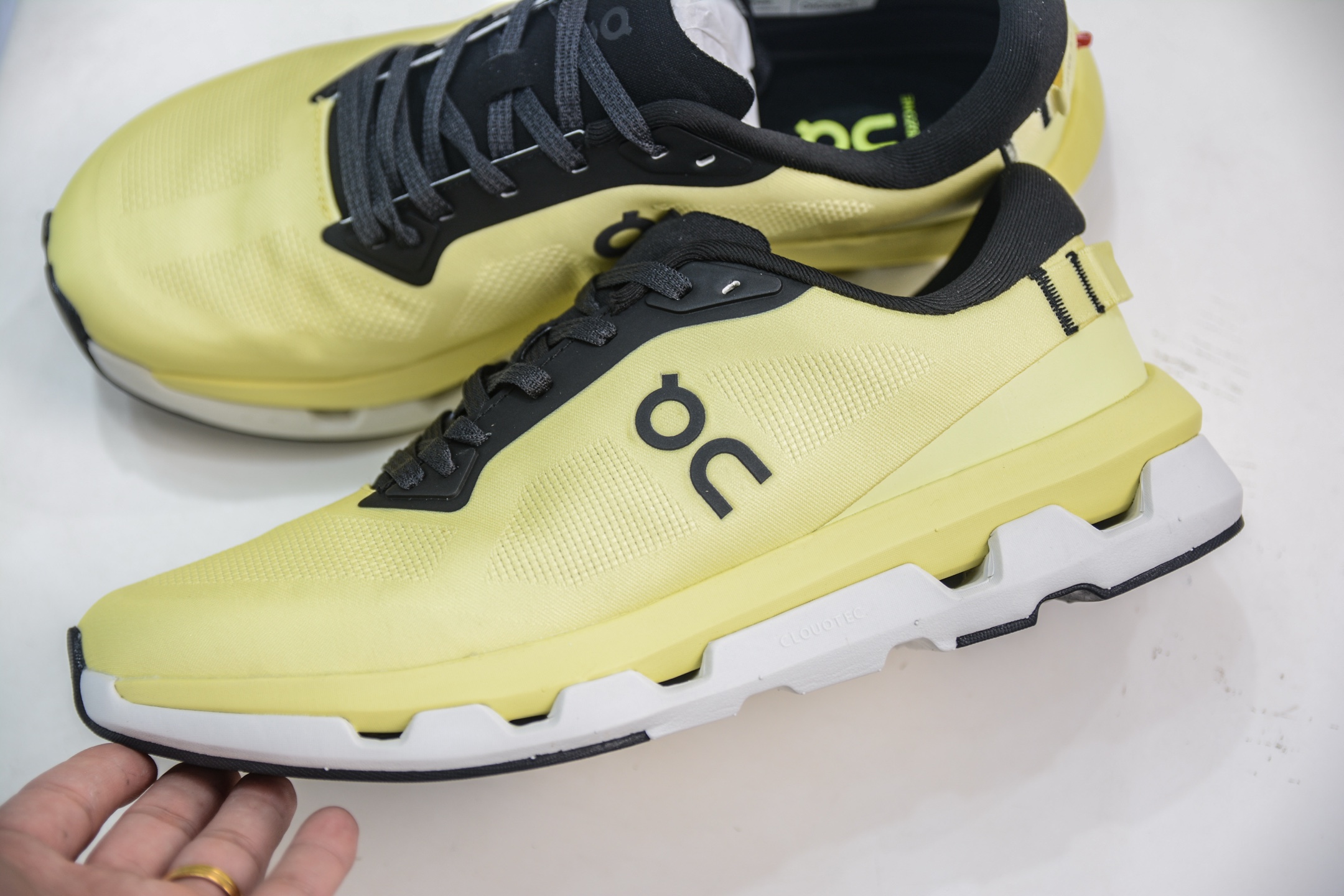 180 X版 KITH x On Cloudzone 昂跑舒适百搭防滑耐磨 低帮休闲跑步鞋 3MF10080137