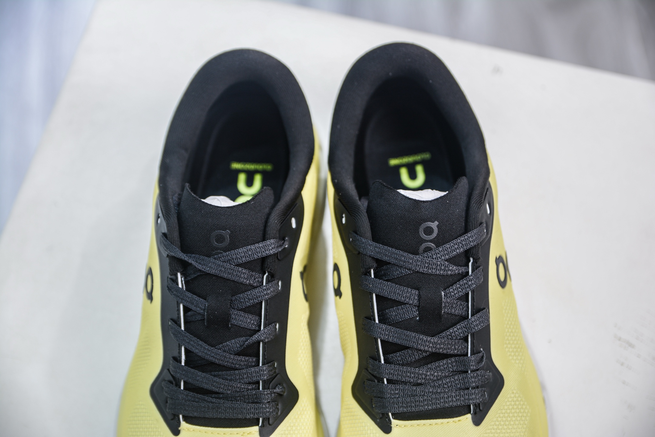 180 X版 KITH x On Cloudzone 昂跑舒适百搭防滑耐磨 低帮休闲跑步鞋 3MF10080137