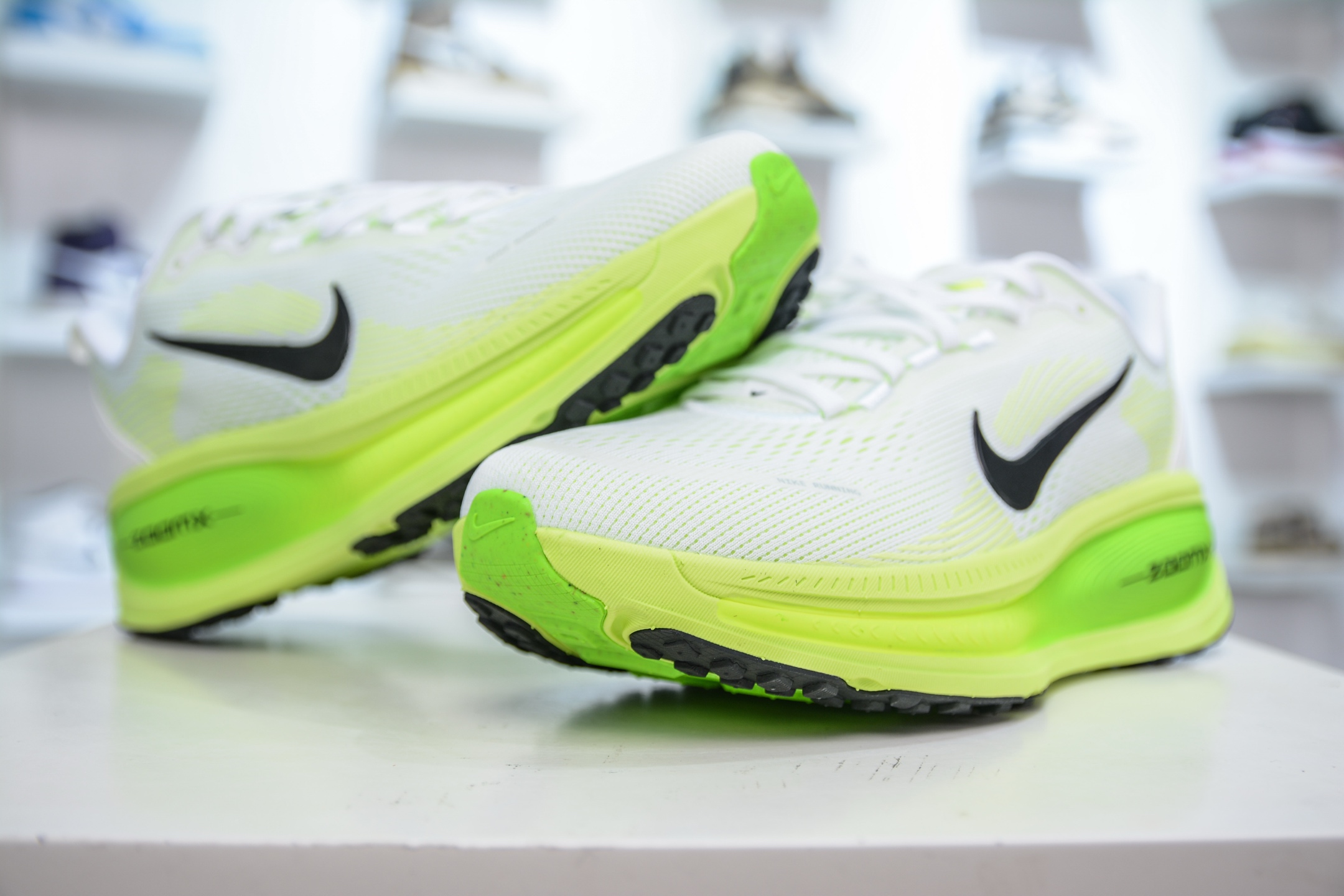 Nike Air Zoom Vomero 18 Running Shoes - Lightweight & Comfortable 4 i1751037738463 4446 0 3