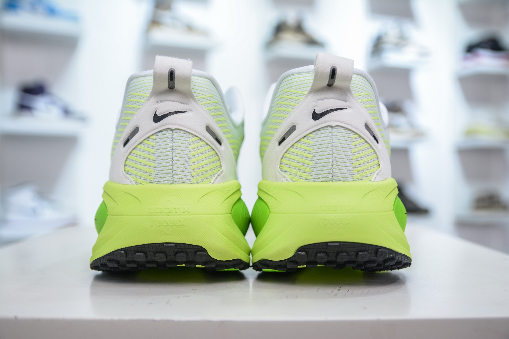 Nike Air Zoom Vomero 18 Running Shoes - Lightweight & Comfortable 2 i1751037739489 9406 0 1