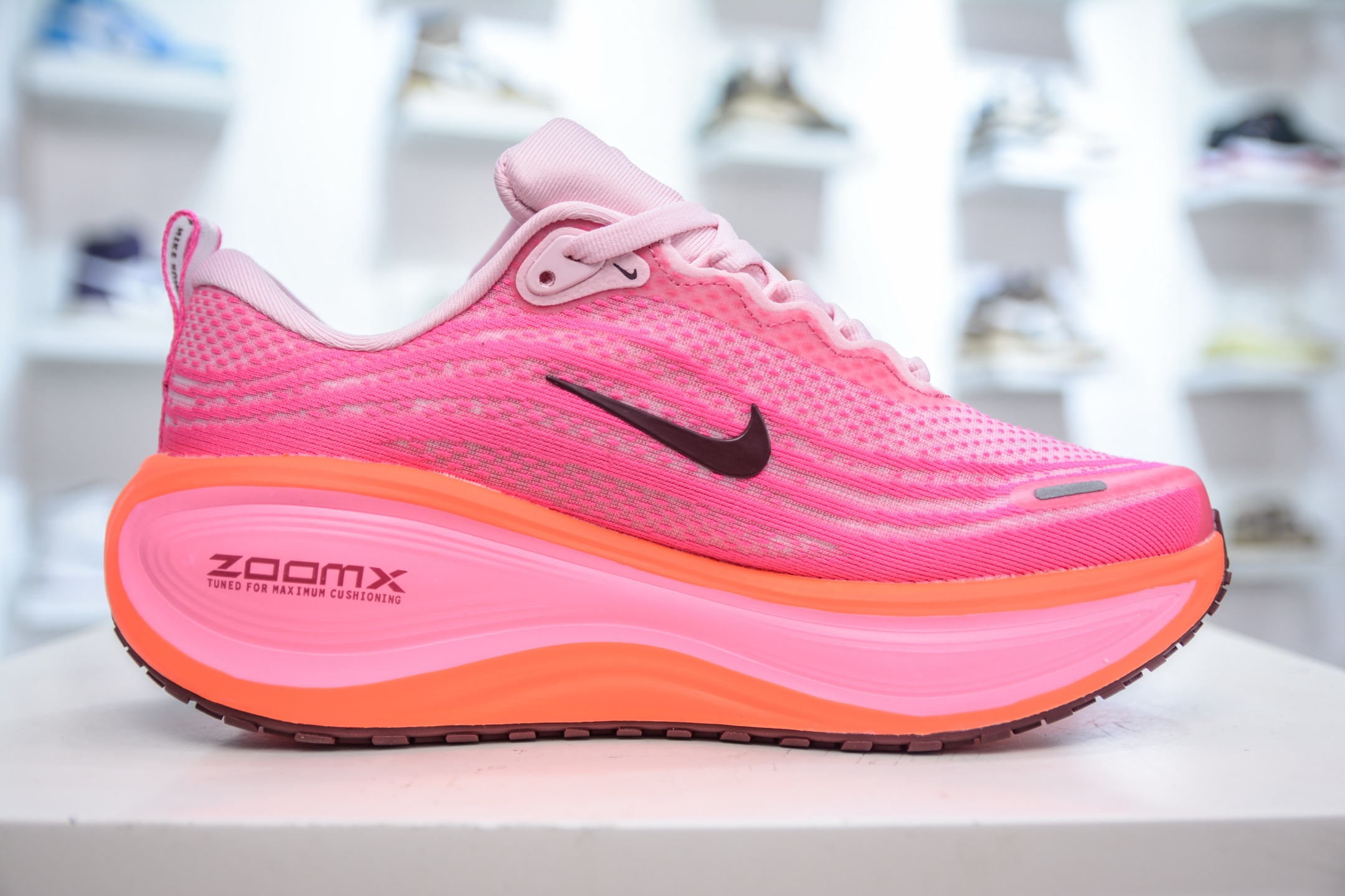 Nike Air Zoom Vomero PLUS Running Shoes - Pink - Size 36-40 - HV8154 604 3 i1751037850953 896 0 2