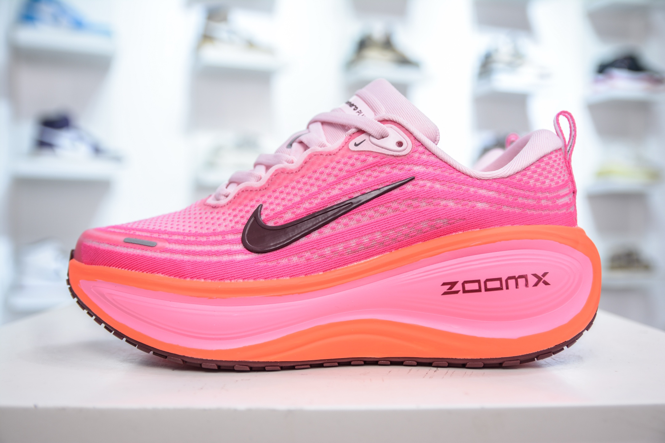 Nike Air Zoom Vomero PLUS Running Shoes - Pink - Size 36-40 - HV8154 604 1 i1751037851017 3285 0 0