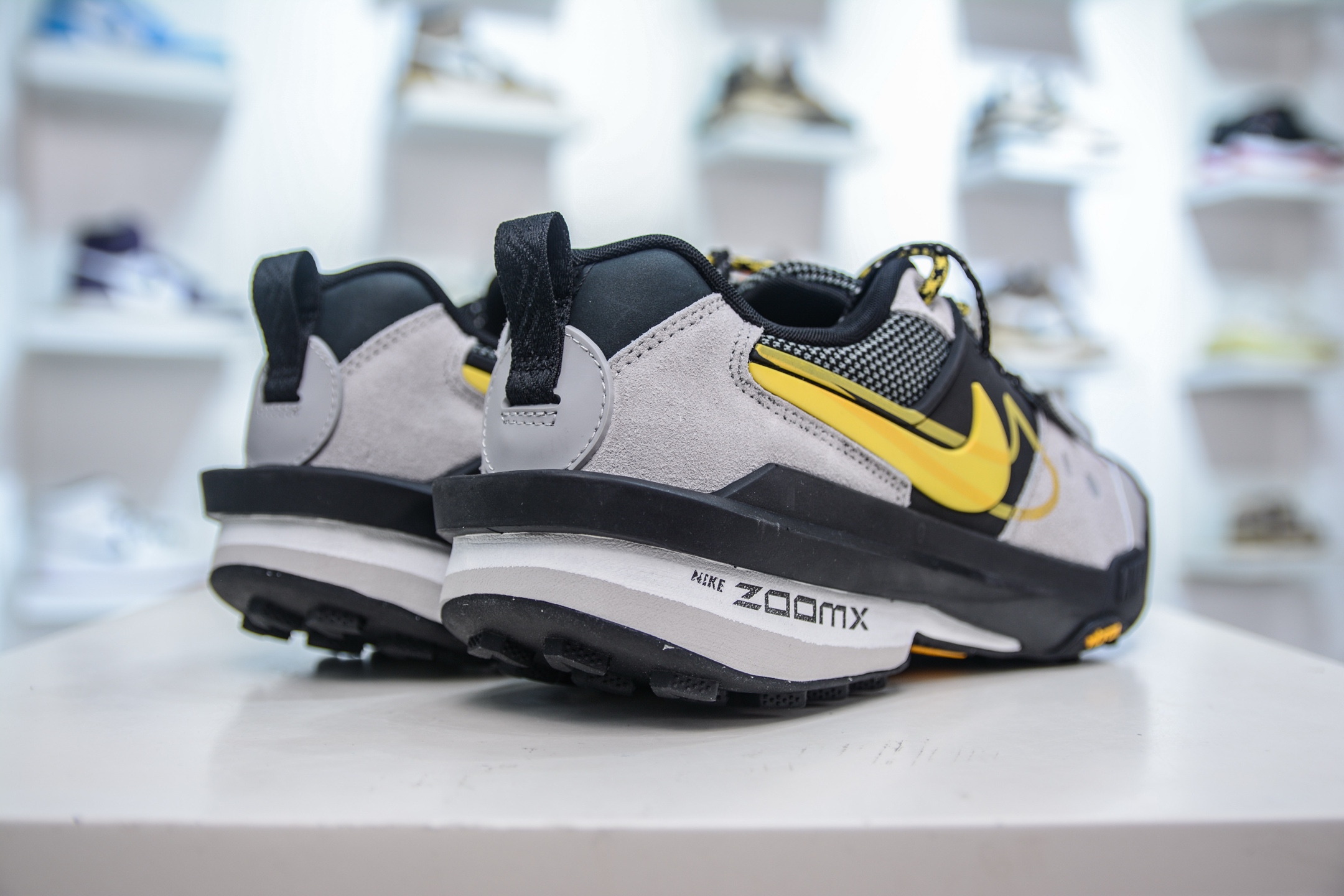 Sacai x Nike Zegamadome SP Sneaker - Functional Style, Premium Comfort 7 i1751038030973 2830 0 5