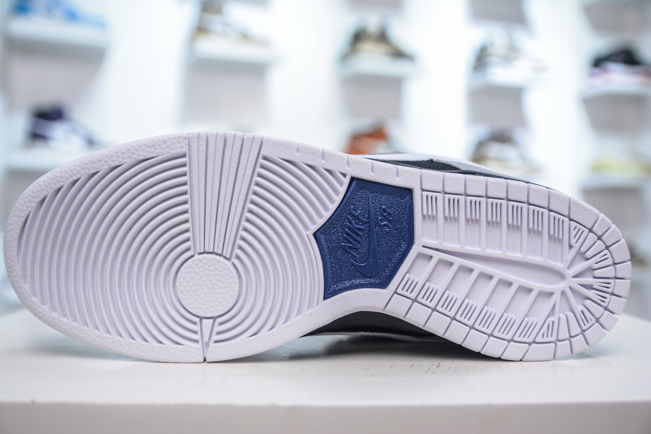 Nike SB Dunk Low Blue Grey Canvas Affordable King DX6775-400 Sneakers 5 i1751038088592 9346 0 4