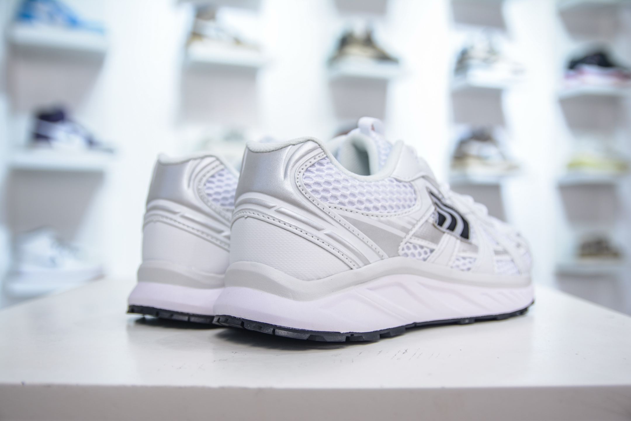 180 THE NORTH FACE SOLID TECH 北面柔软舒适防滑耐磨低帮生活休闲鞋 NS93R41L-Chinese UA Cheap High Quatity Brand Clothes Bags handbags Sneakers wholesale wholesaler seller from China Factory suppliers Fashion Clothing Shoes best Quality Beautiful Price 180 THE NORTH FACE SOLID TECH 北面柔软舒适防滑耐磨低帮生活休闲鞋 NS93R41L