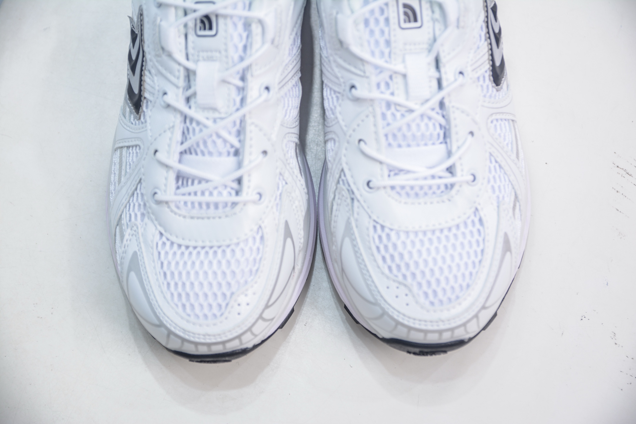 180 THE NORTH FACE SOLID TECH 北面柔软舒适防滑耐磨低帮生活休闲鞋 NS93R41L-Chinese UA Cheap High Quatity Brand Clothes Bags handbags Sneakers wholesale wholesaler seller from China Factory suppliers Fashion Clothing Shoes best Quality Beautiful Price 180 THE NORTH FACE SOLID TECH 北面柔软舒适防滑耐磨低帮生活休闲鞋 NS93R41L