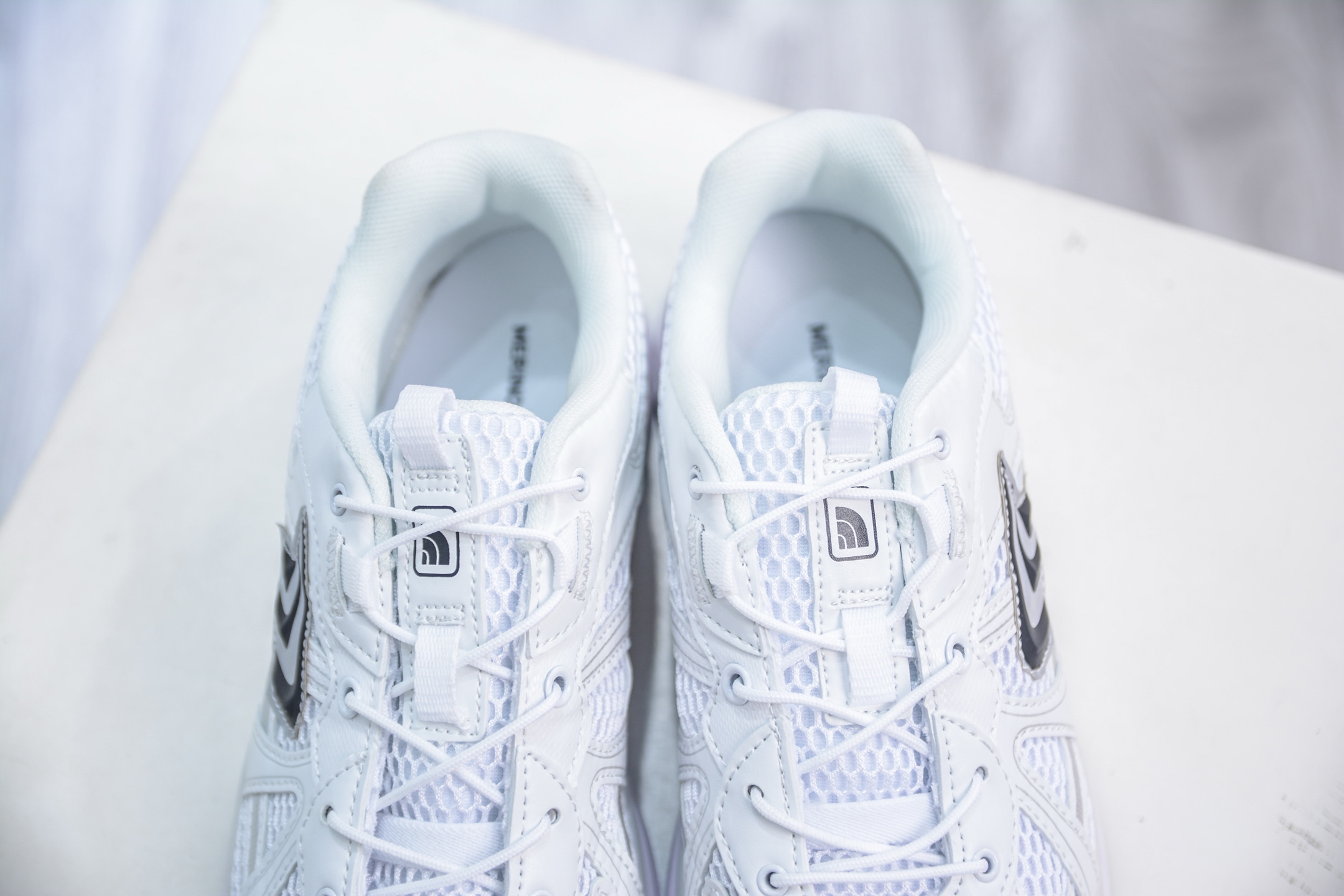 180 THE NORTH FACE SOLID TECH 北面柔软舒适防滑耐磨低帮生活休闲鞋 NS93R41L-Chinese UA Cheap High Quatity Brand Clothes Bags handbags Sneakers wholesale wholesaler seller from China Factory suppliers Fashion Clothing Shoes best Quality Beautiful Price 180 THE NORTH FACE SOLID TECH 北面柔软舒适防滑耐磨低帮生活休闲鞋 NS93R41L