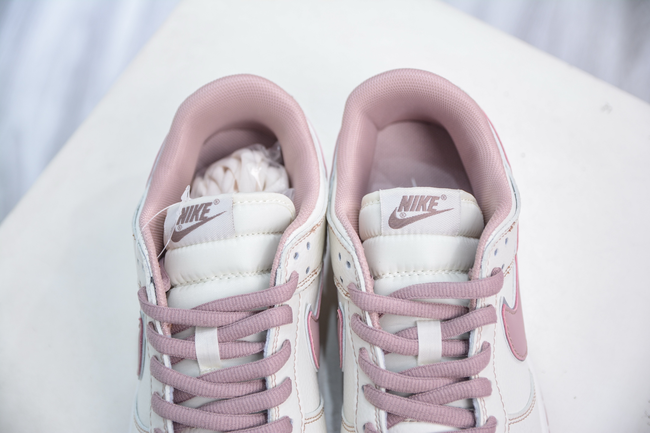 Nike SB Dunk Low x Supreme White/Pink Sneakers DY1503-006 Affordable Price 8 i1751038672856 3308 0 7