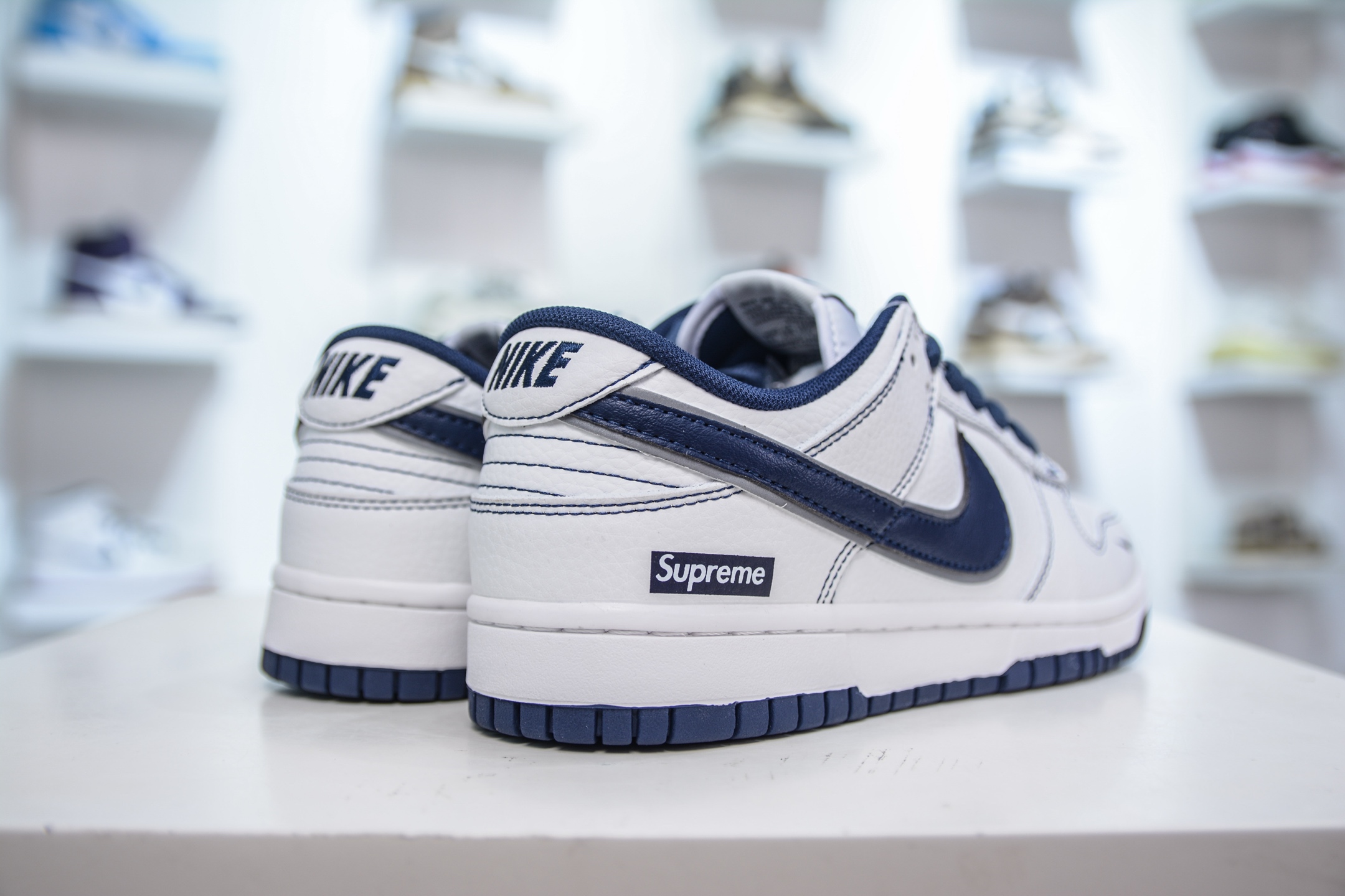 Nike SB Dunk Low x Supreme White Deep Blue - Premium Quality & Comfort 6 i1751038732696 7859 0 5