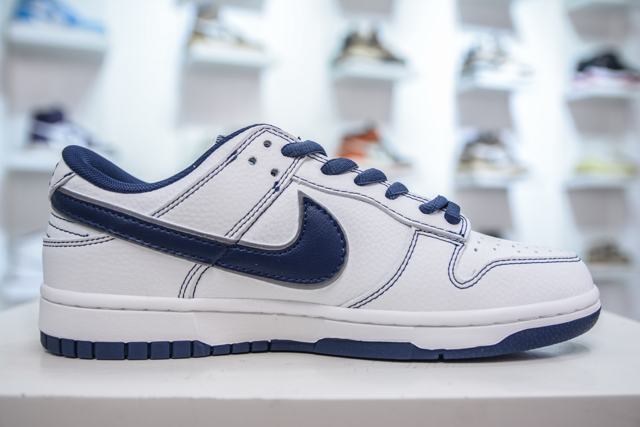Nike SB Dunk Low x Supreme White Deep Blue - Premium Quality & Comfort 3 i1751038733883 9205 0 2