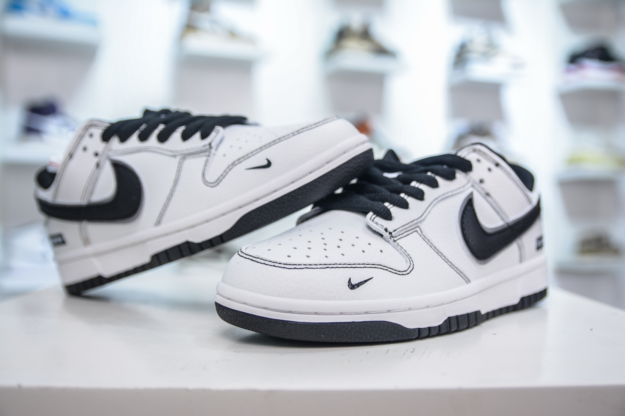 Nike SB Dunk Low x Supreme White Black (DY1503 100) - Premium Quality 4 i1751038790503 5730 0 3