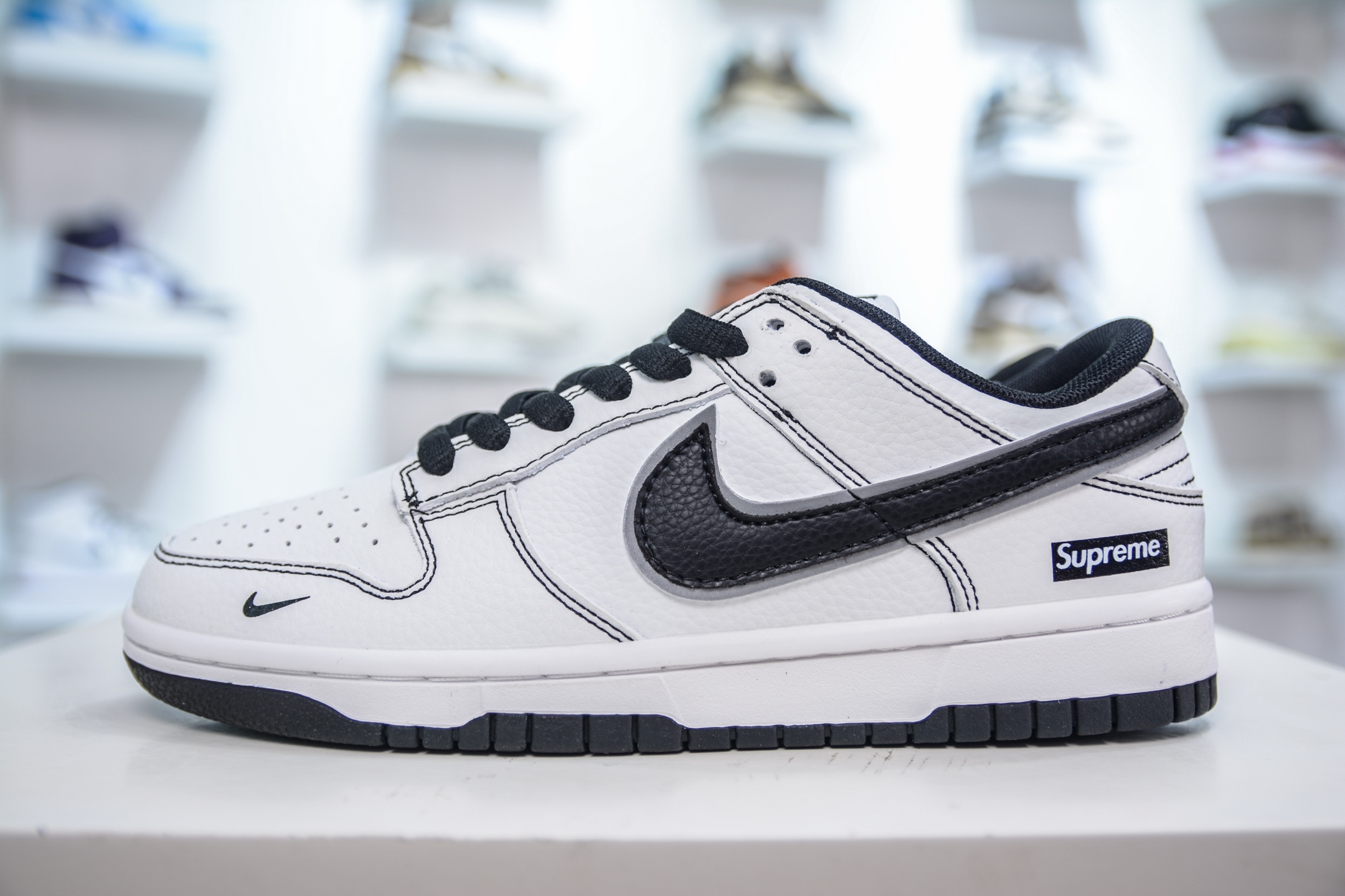 Nike SB Dunk Low x Supreme White Black (DY1503 100) - Premium Quality 1 i1751038790580 9060 0 0
