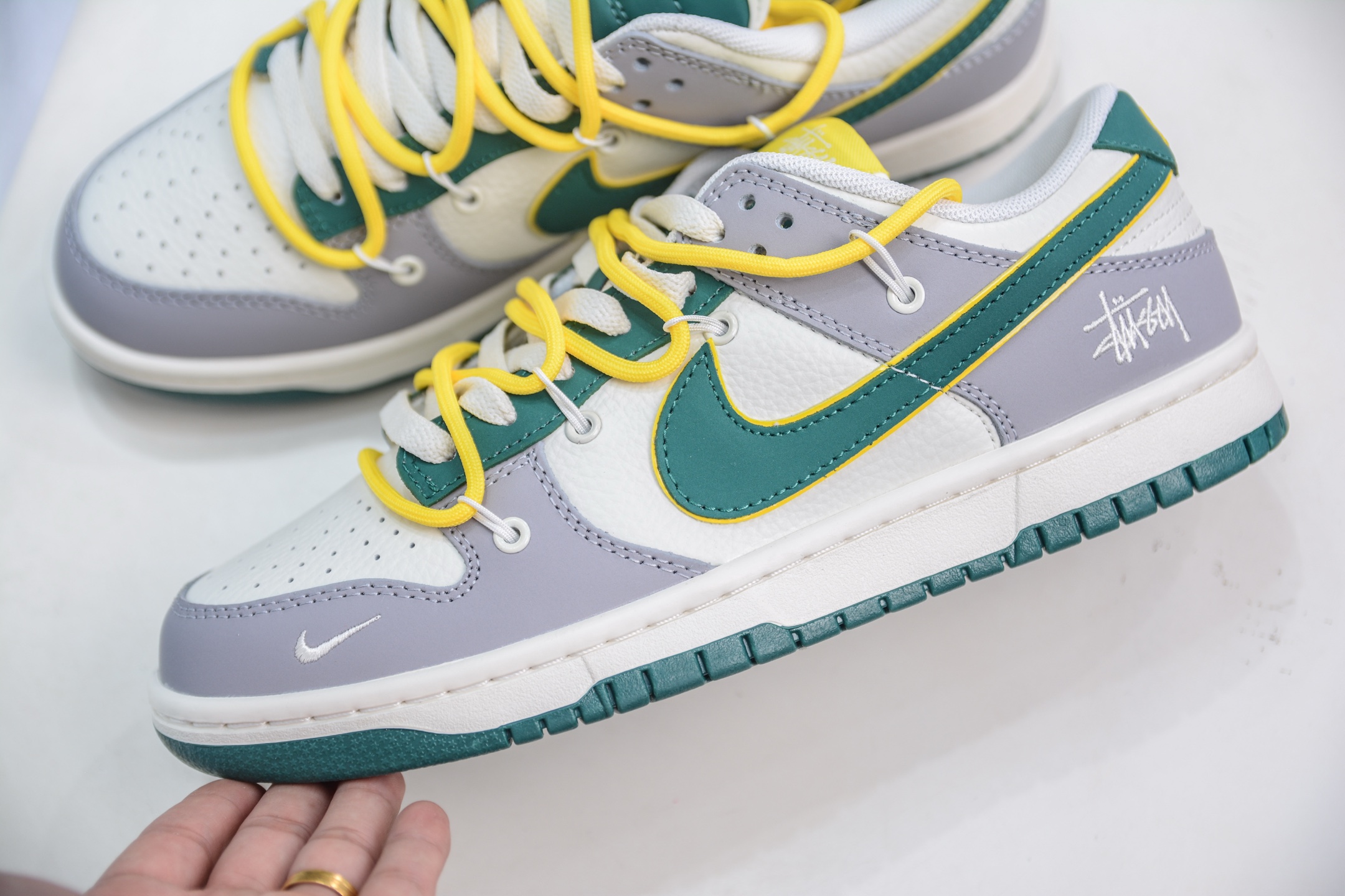 Nike SB Dunk Low x Stussy White Gray Green Yellow, Men's Sneakers 8 i1751038853957 1010 0 6