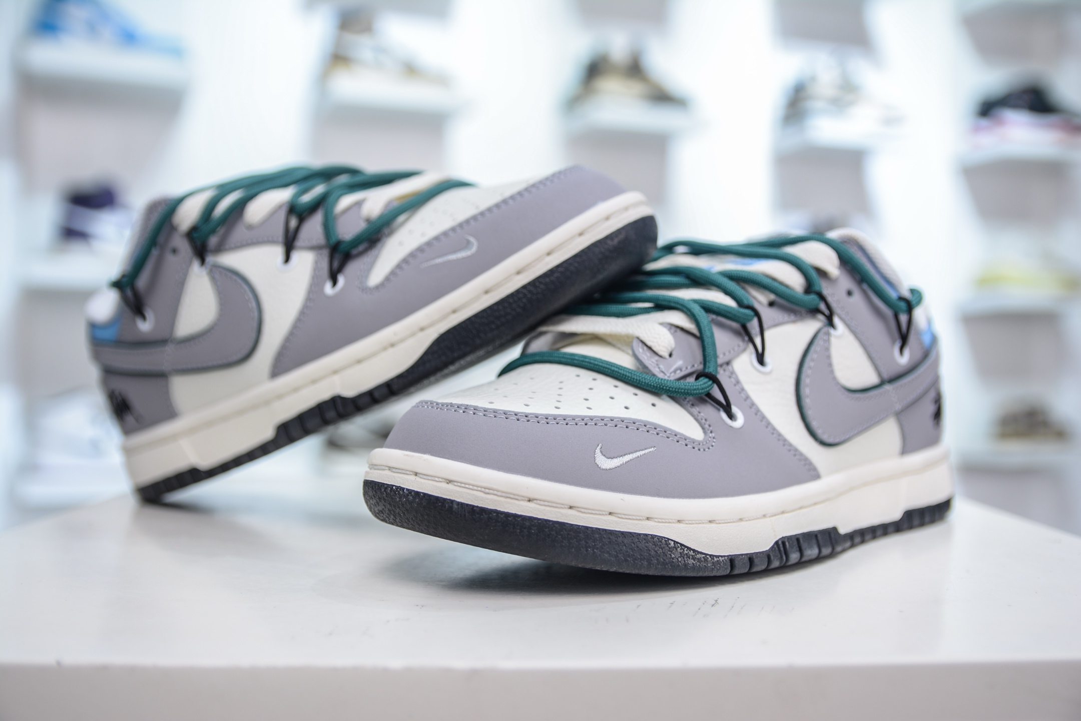 Nike SB Dunk Low x Stussy White Grey Blue: Premium Comfort and Style 5 i1751038905941 9399 0 3