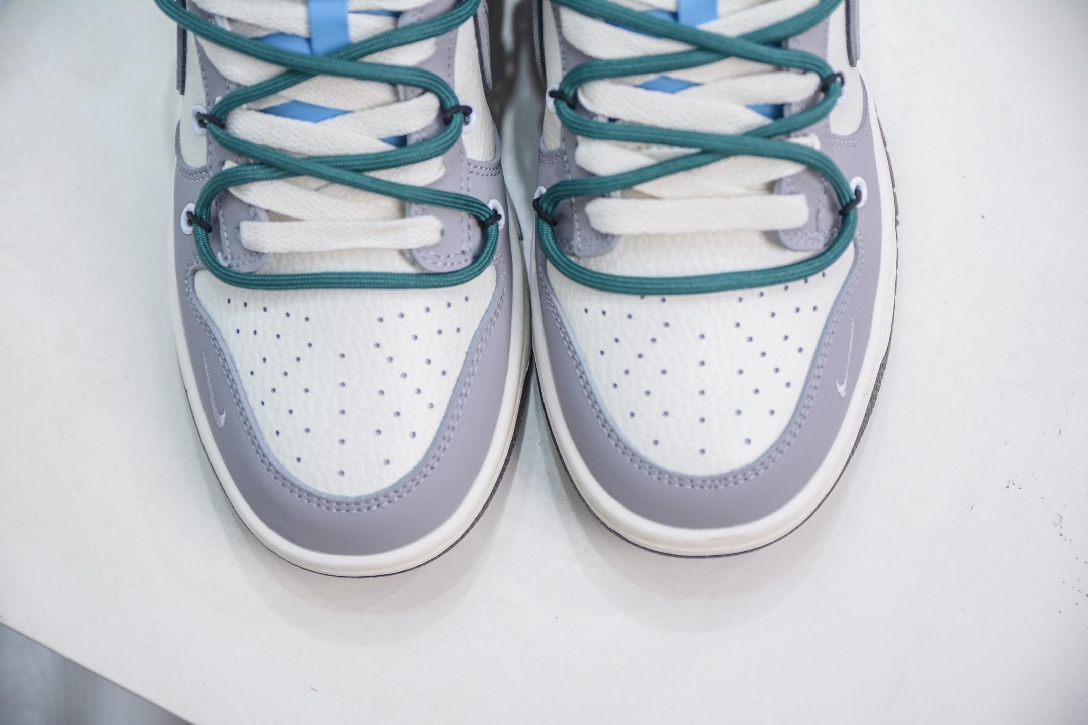 Nike SB Dunk Low x Stussy White Grey Blue: Premium Comfort and Style 10 i1751038906059 1448 0 8