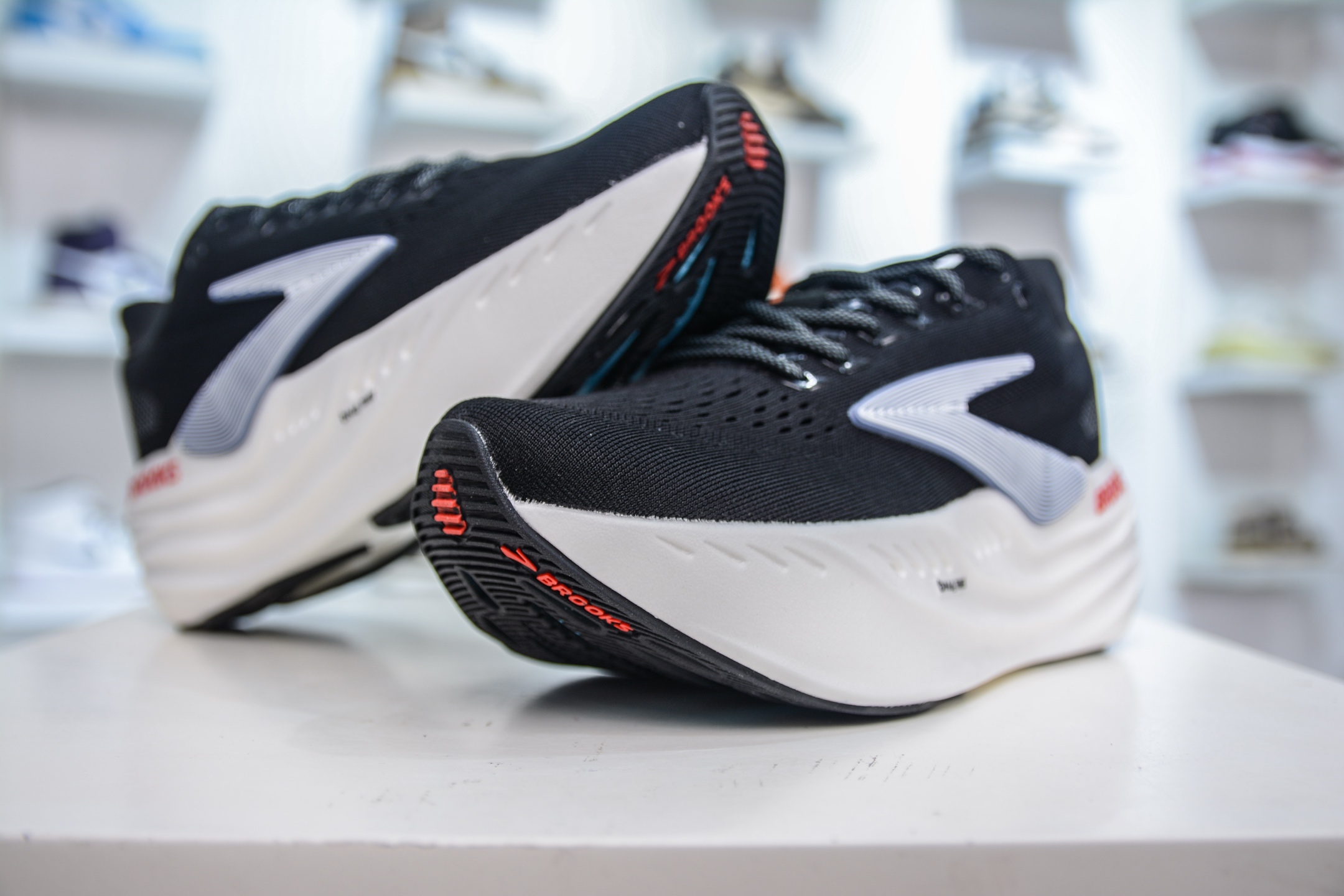 Brooks Glycerin Max Running Shoes - Low Top, Breathable, and Supportive 5 i1751127435039 9276 0 3