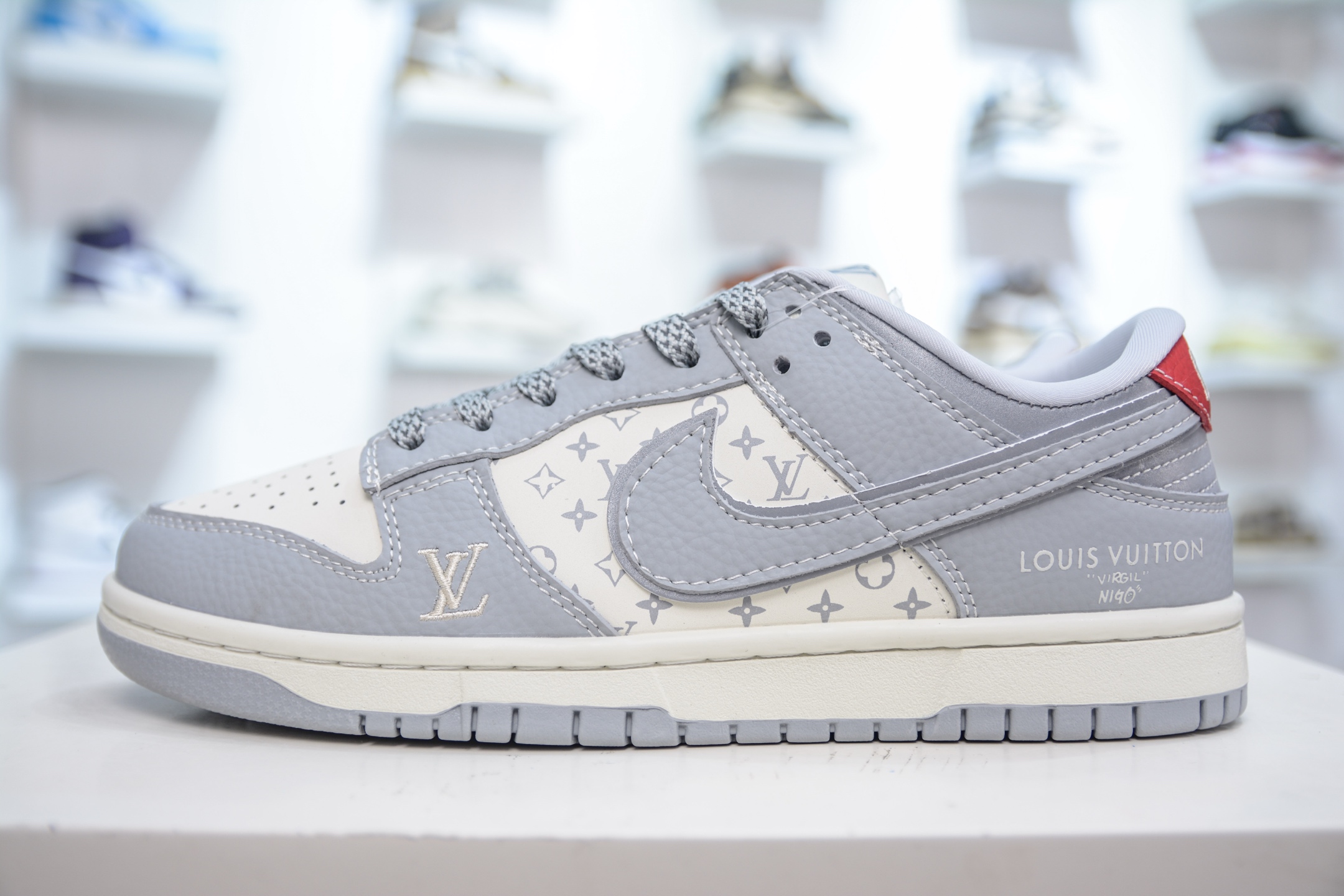 Nike SB Dunk Low x Louis Vuitton Grey White Designer Sneakers 1 i1751127506160 4695 0 0