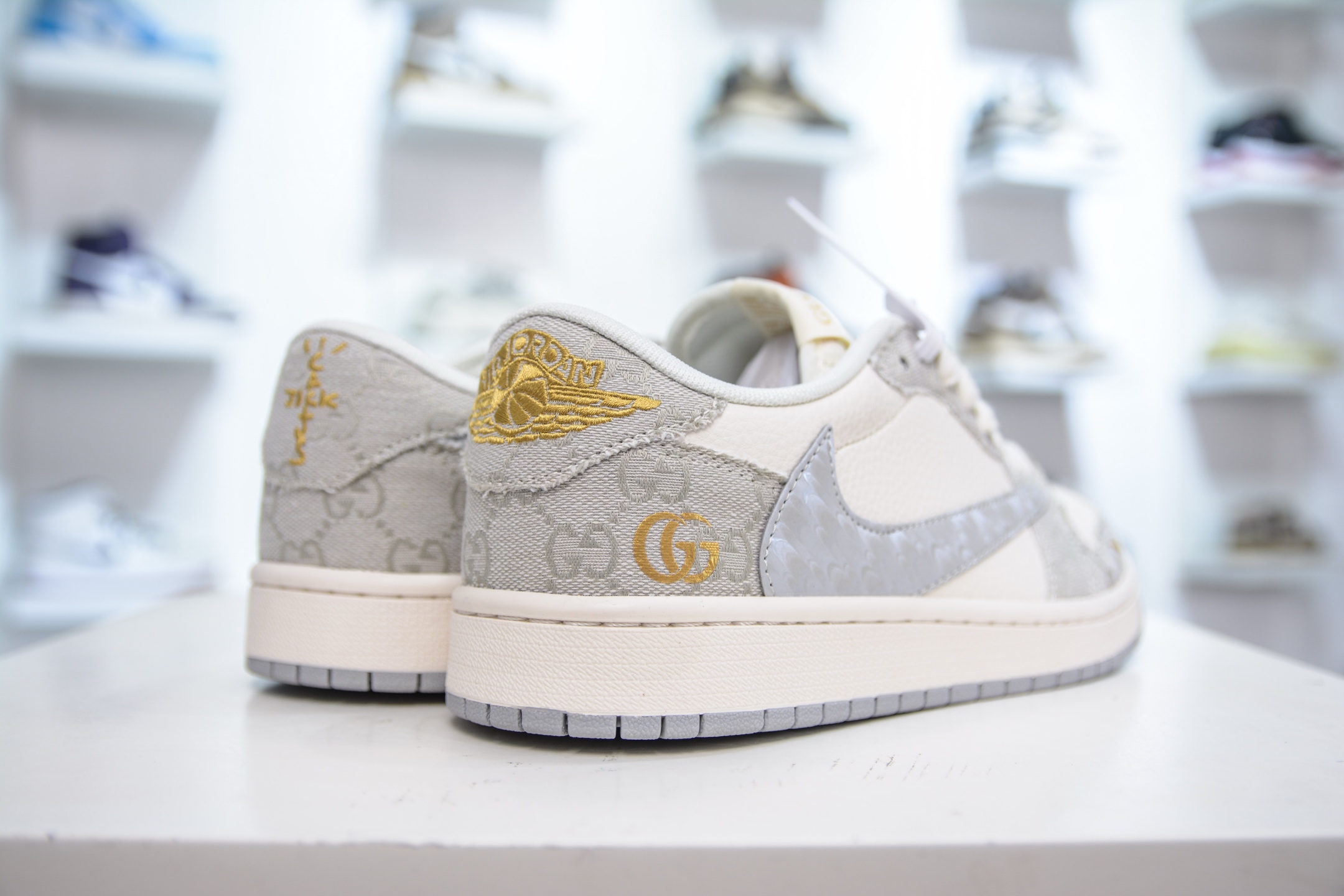 TS x Air Jordan x Gucci Air Jordan 1 Low - Grey Canvas Custom Sneakers 6 i1751127629415 1569 0 5