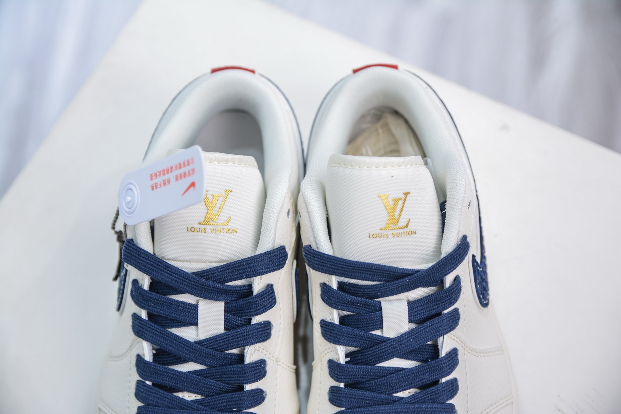 Air Jordan 1 Low x Louis Vuitton Custom Sneakers - White/Blue 9 i1751127673013 7584 0 7