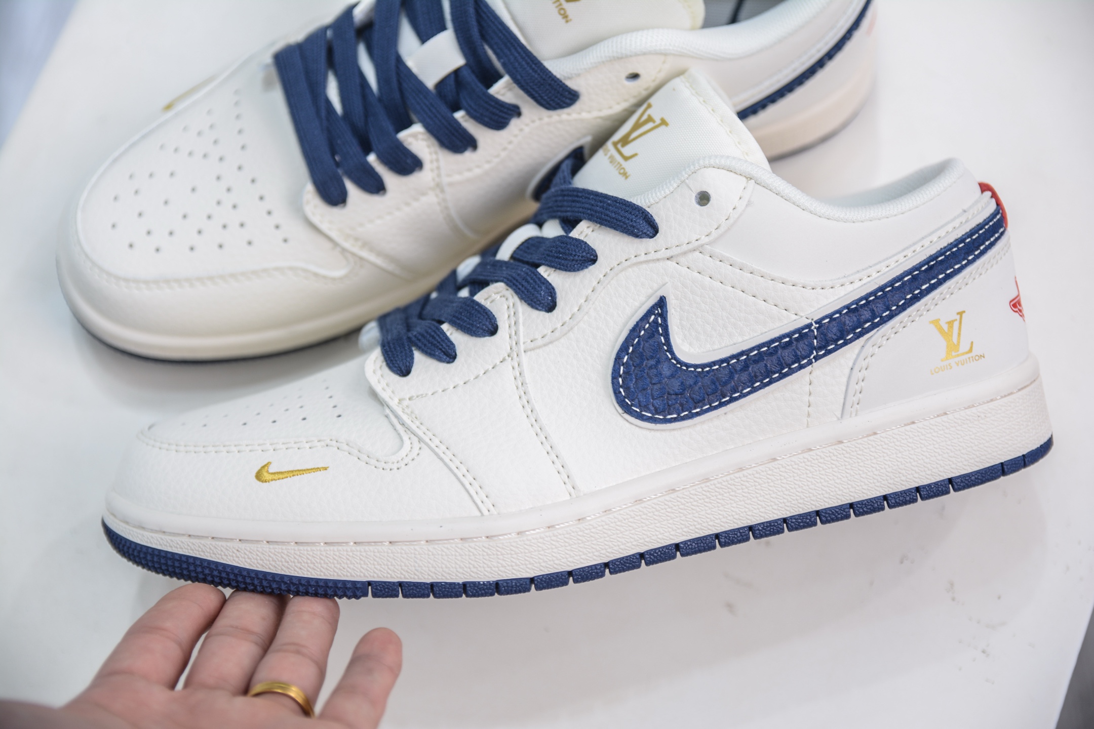 Air Jordan 1 Low x Louis Vuitton Custom Sneakers - White/Blue 8 i1751127673091 4986 0 6