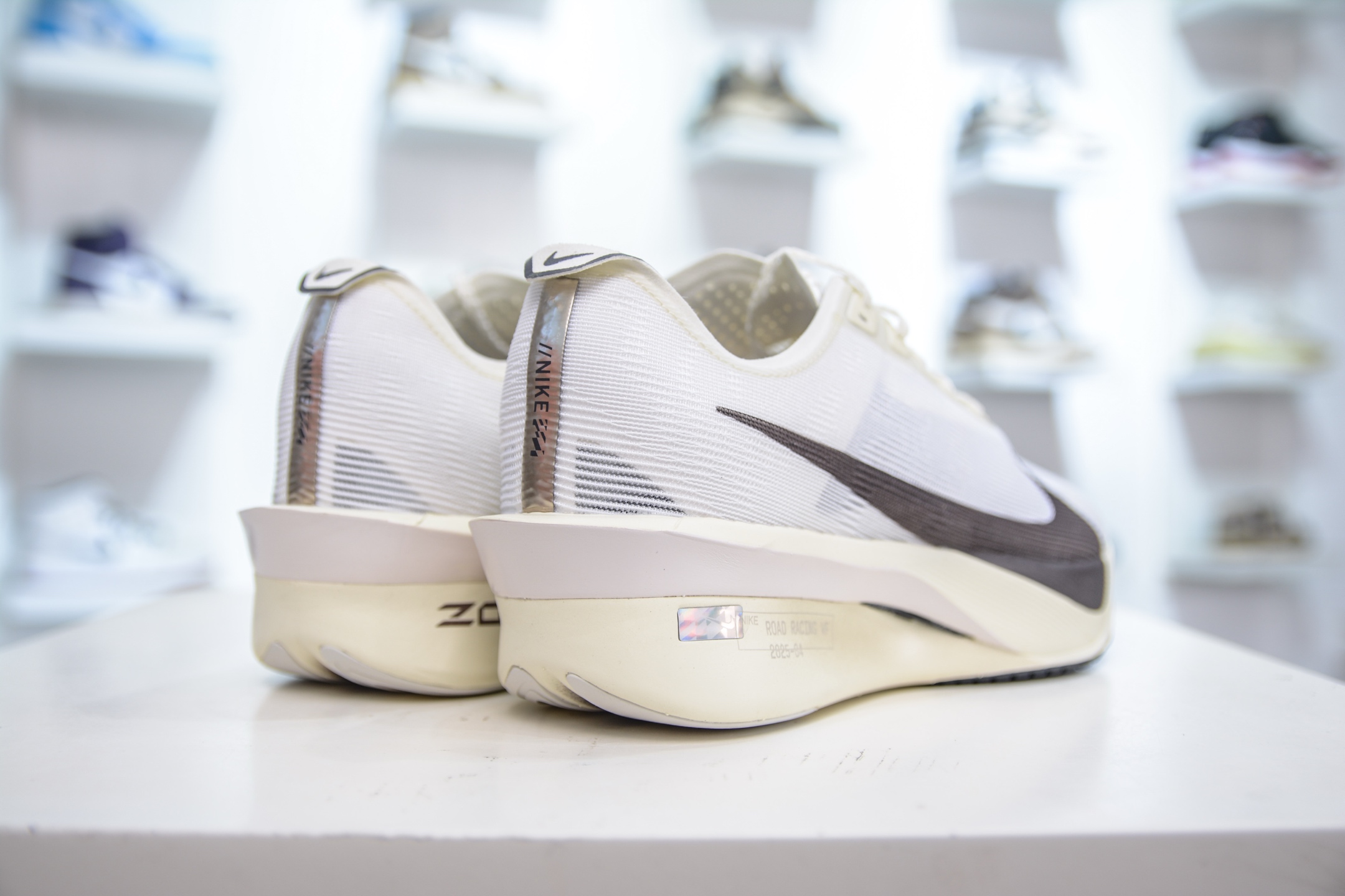 Nike ZoomX Vaporfly NEXT% 4 Marathon Running Shoes - Lightweight & Responsive 6 i1751128028546 6455 0 5