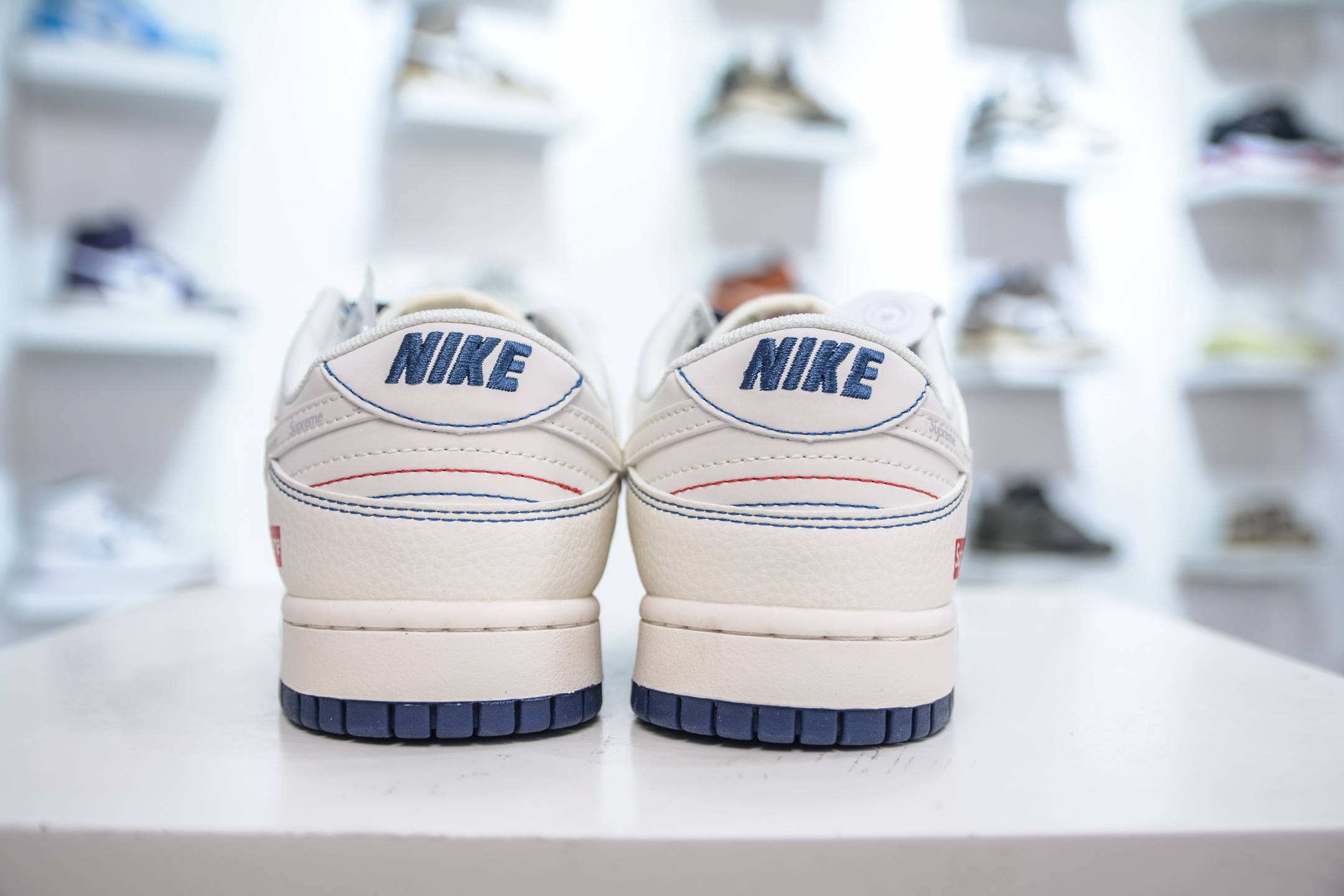 Nike SB Dunk Low x Supreme Collab - Cream/Navy, Premium Leather Sneakers 3 i1751128303022 6717 0 1