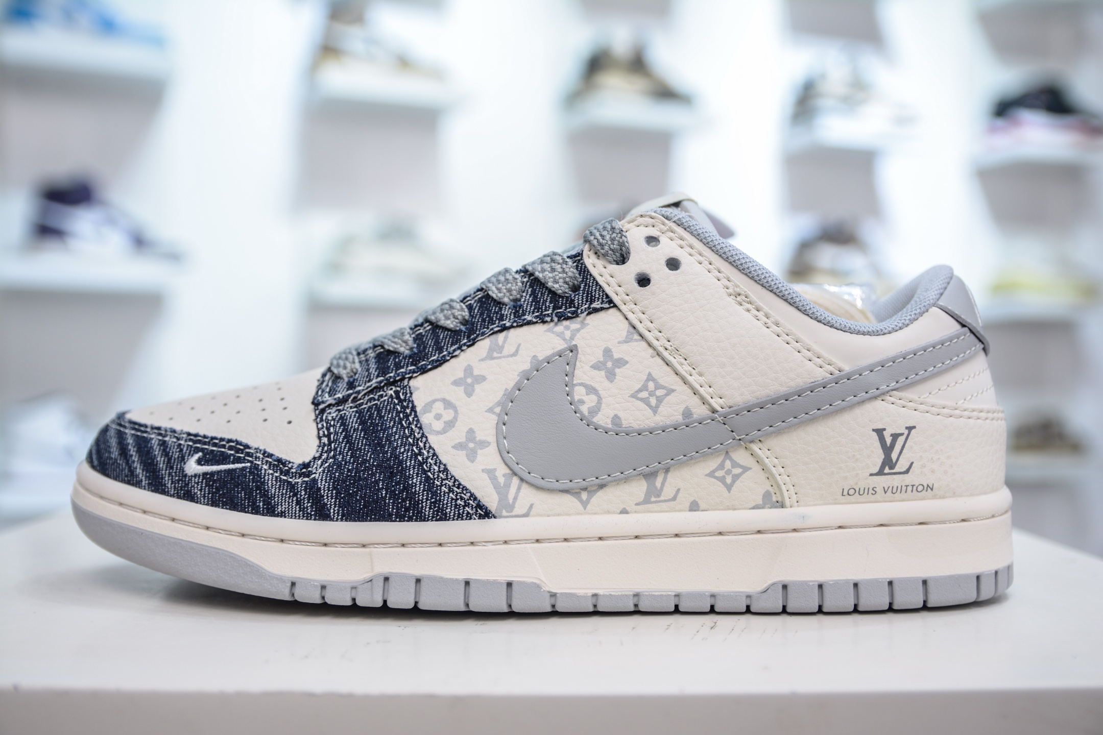 Nike SB Dunk Low x Louis Vuitton Denim Blue Sneakers, US Men's Sizes 2 i1751128350559 2842 0 0