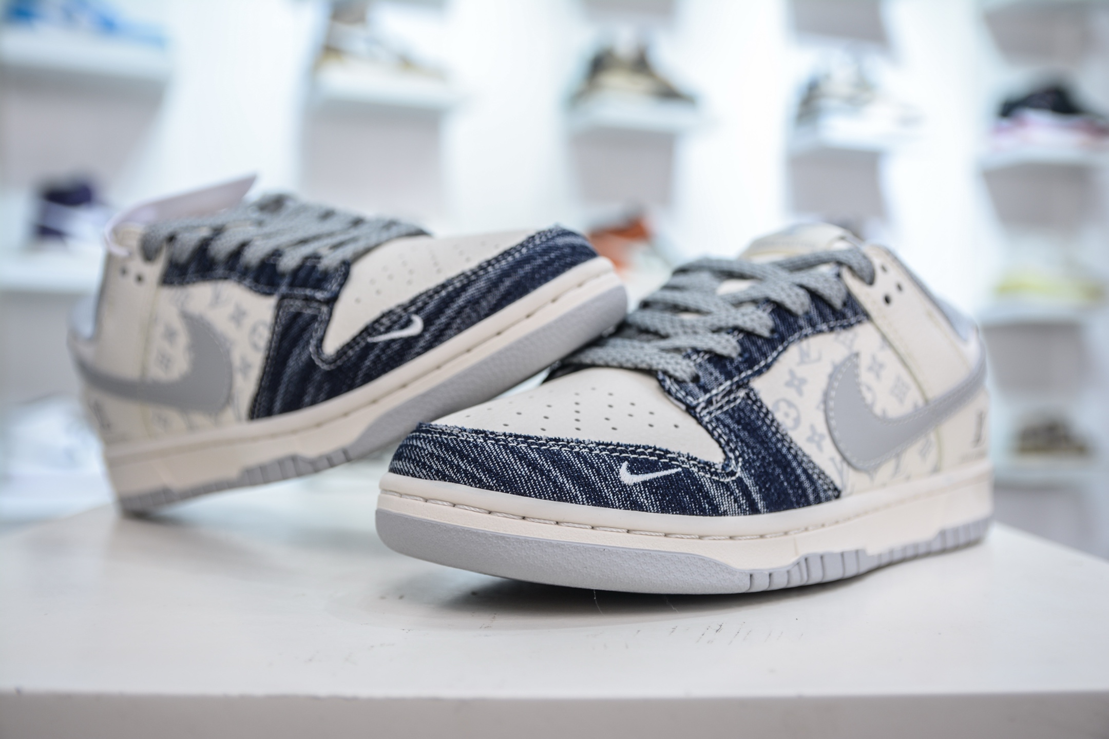 Nike SB Dunk Low x Louis Vuitton Denim Blue Sneakers, US Men's Sizes 5 i1751128350597 7507 0 3